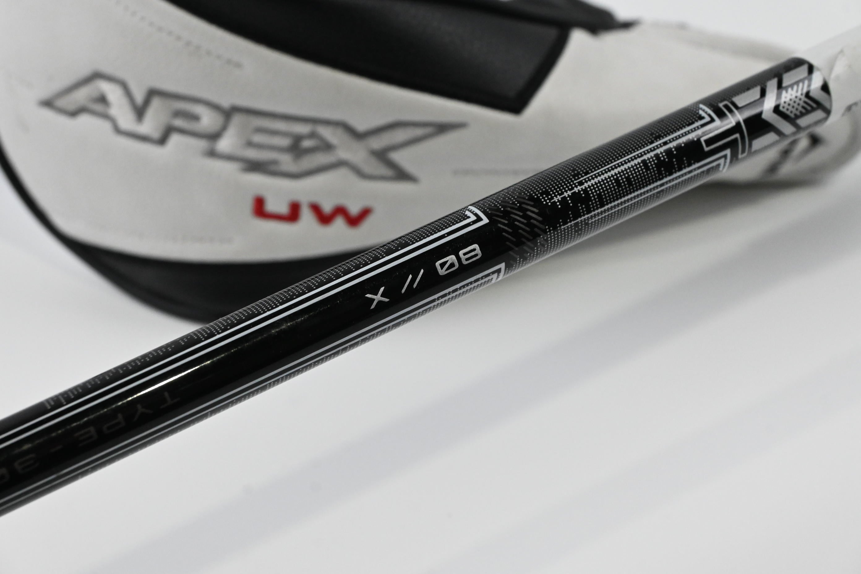 Callaway Apex UW 24 #2 Hybrid / 17 Degree / Extra Stiff Flex MMT 80 Shaft