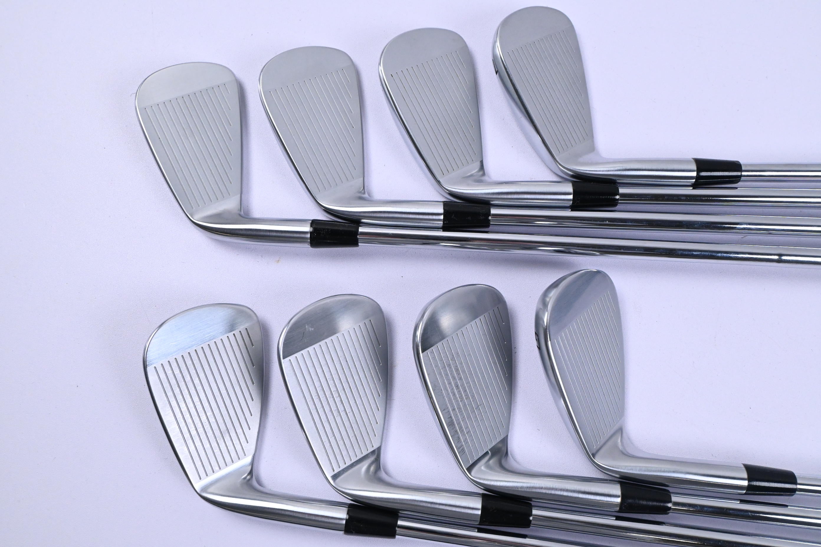 Cobra King Tour 2023 Irons / 4-PW+GW / Regular Flex KBS Tour Lite Shafts