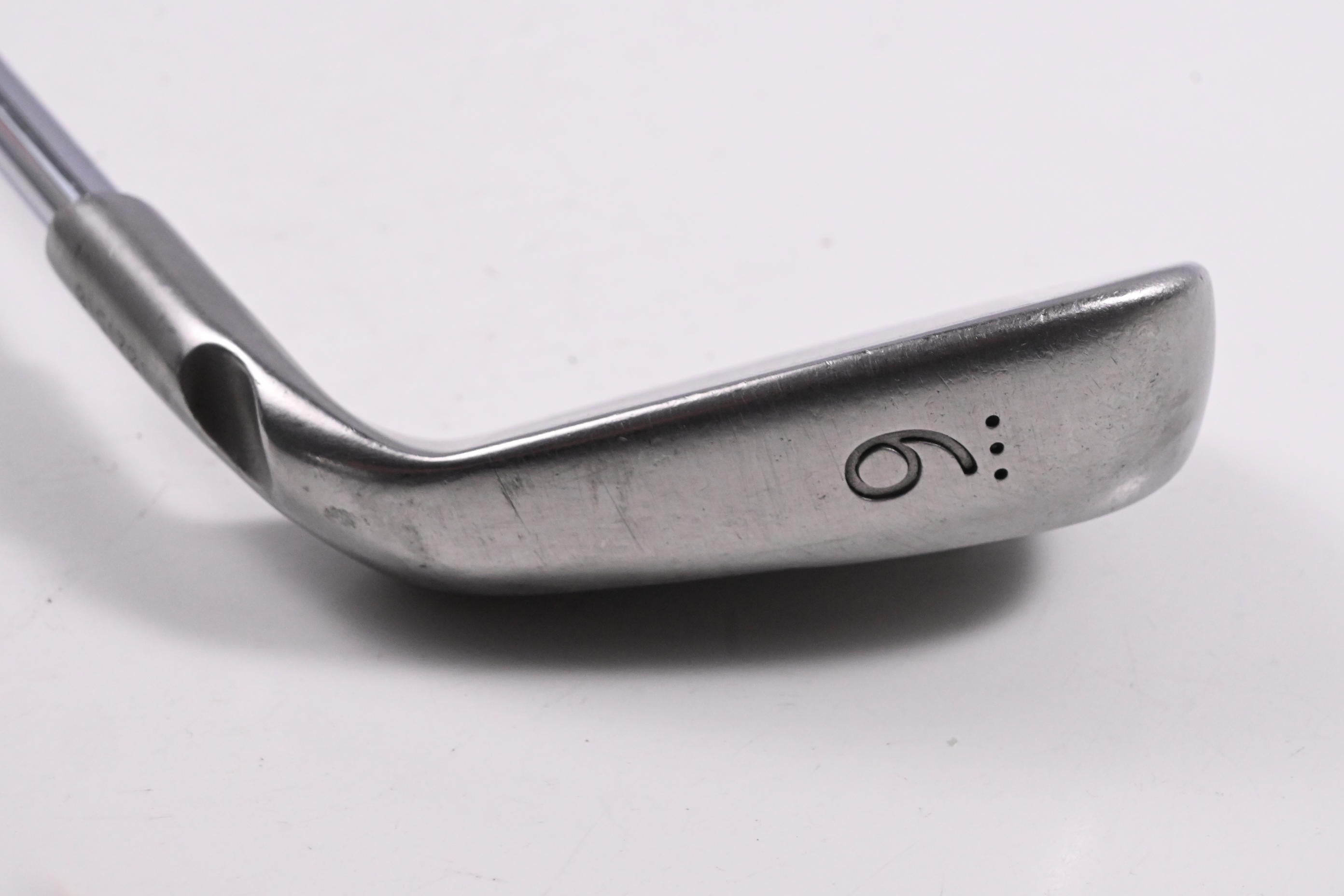 Left Hand Ping G30 #9 Iron / 40 Degree / Black Dot / Regular Flex Ping CFS Shaft
