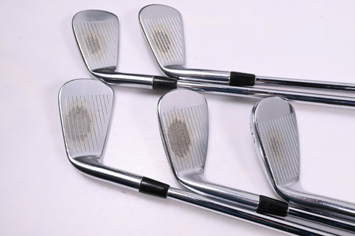Titleist 716 CB Irons / 5-9i / X-Flex Project X Rifle Shafts