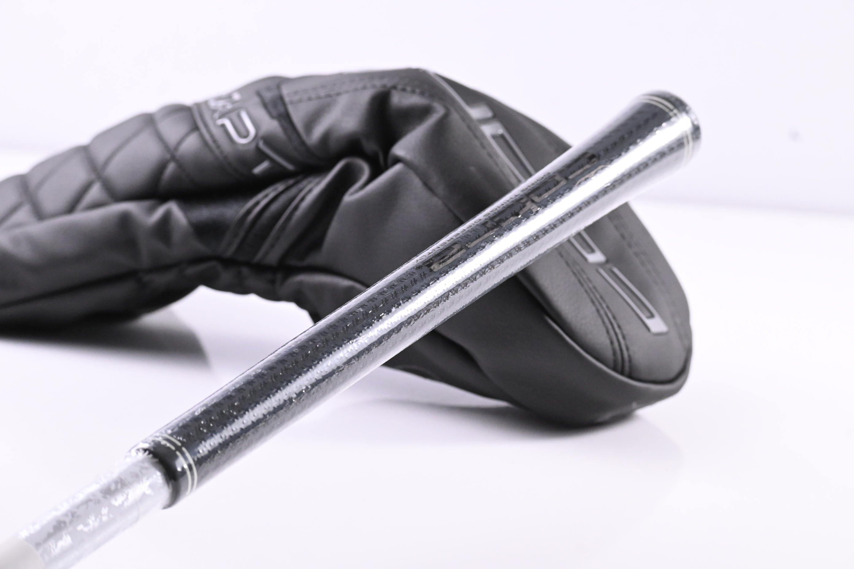 Cobra DS-Adapt LS Driver / 9 Degree / X-Flex Denali Black 60 Shaft