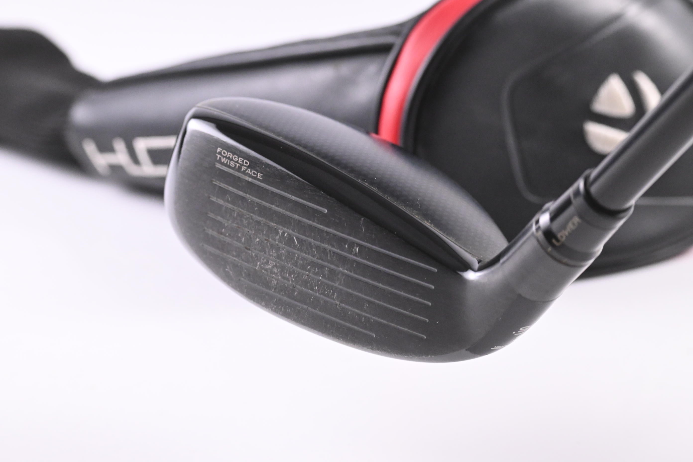 Taylormade Stealth Plus #3 Hybrid / 19.5 Degree / Regular Flex HZRDUS Smoke Red