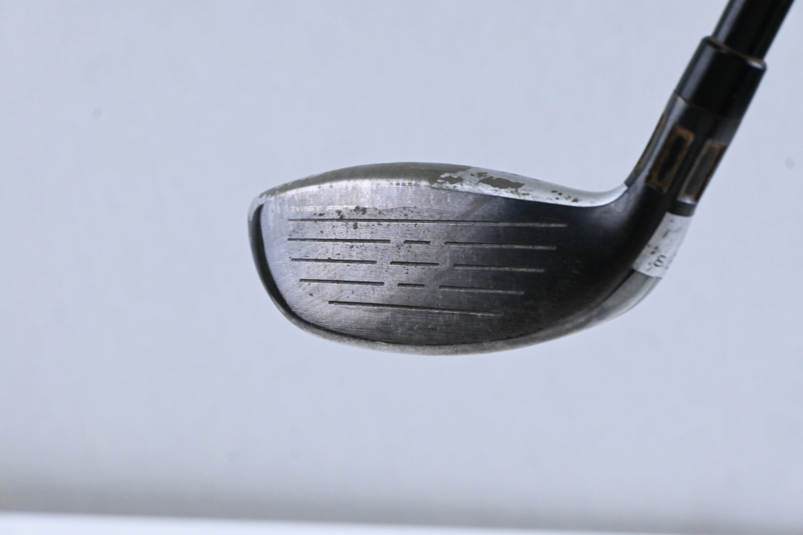 Taylormade M6 #3 Hybrid / 19 Degree / Regular Flex Fujikura Atmos Orange 6