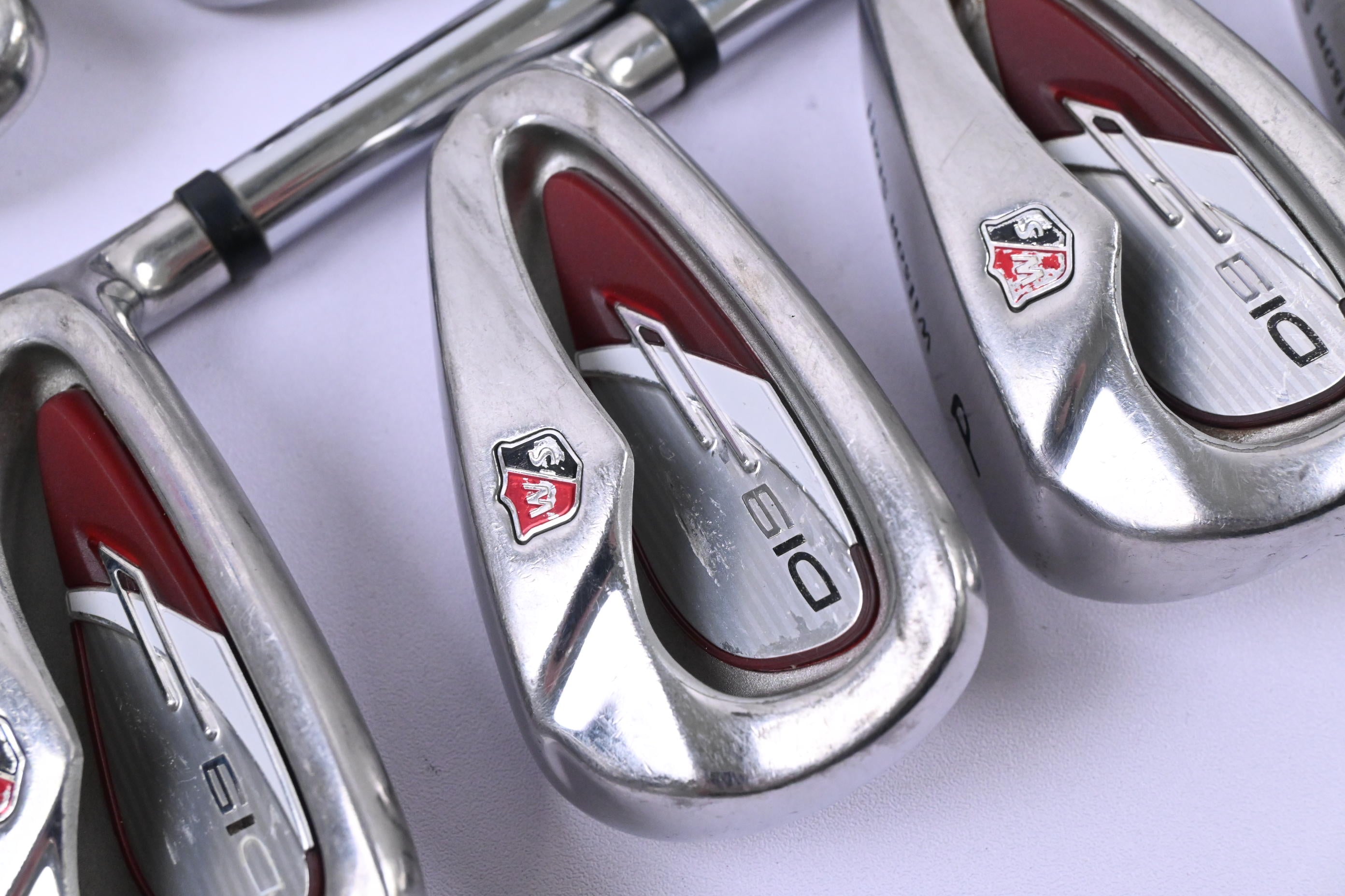 Wilson Di9 Irons / 4-PW+SW / Uniflex TX 99 Superlight Shafts
