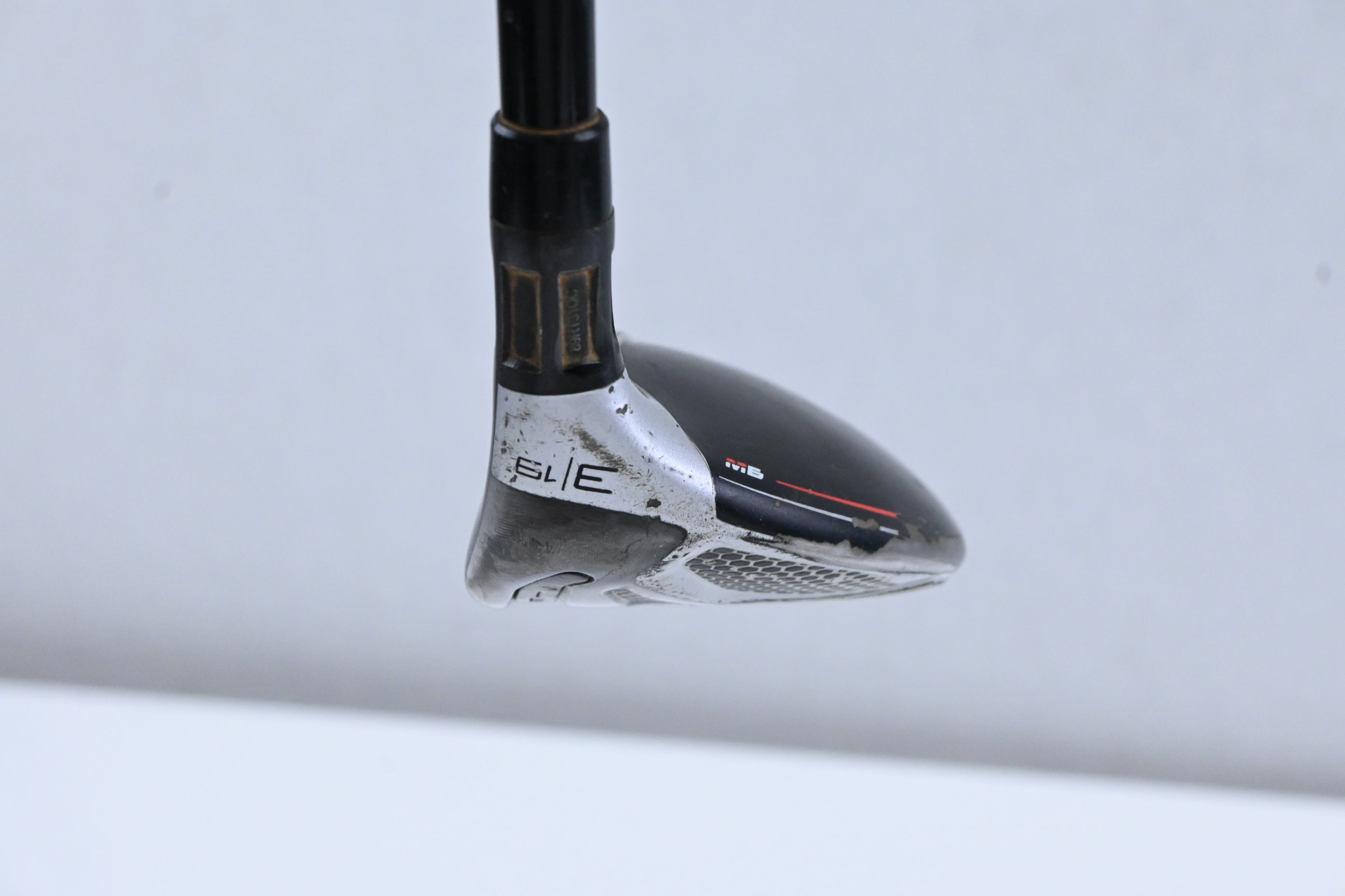 Taylormade M6 #3 Hybrid / 19 Degree / Regular Flex Fujikura Atmos Orange 6