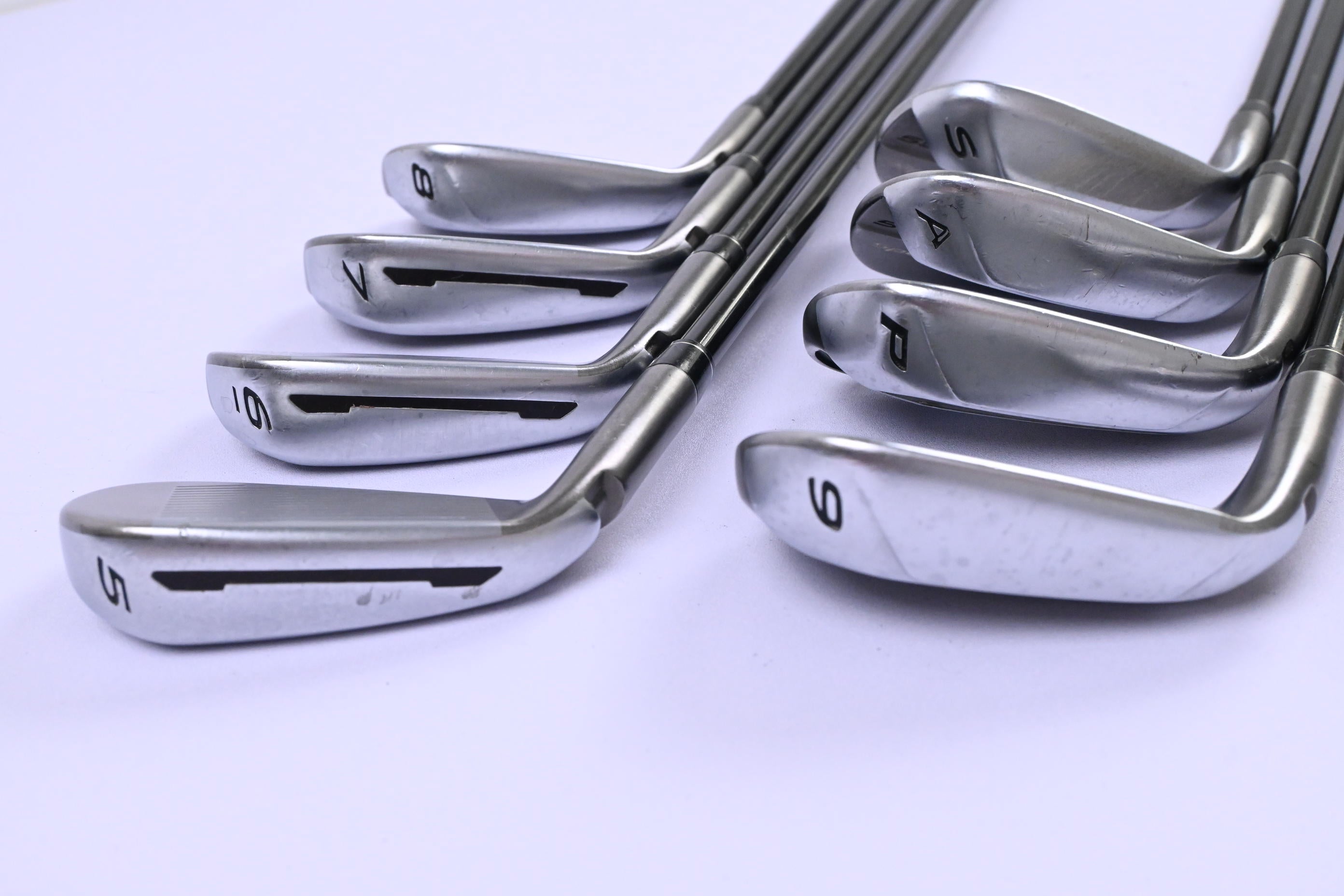 Taylormade Speedblade Irons / 5-PW+GW+SW / Regular Flex VeloxT Shafts