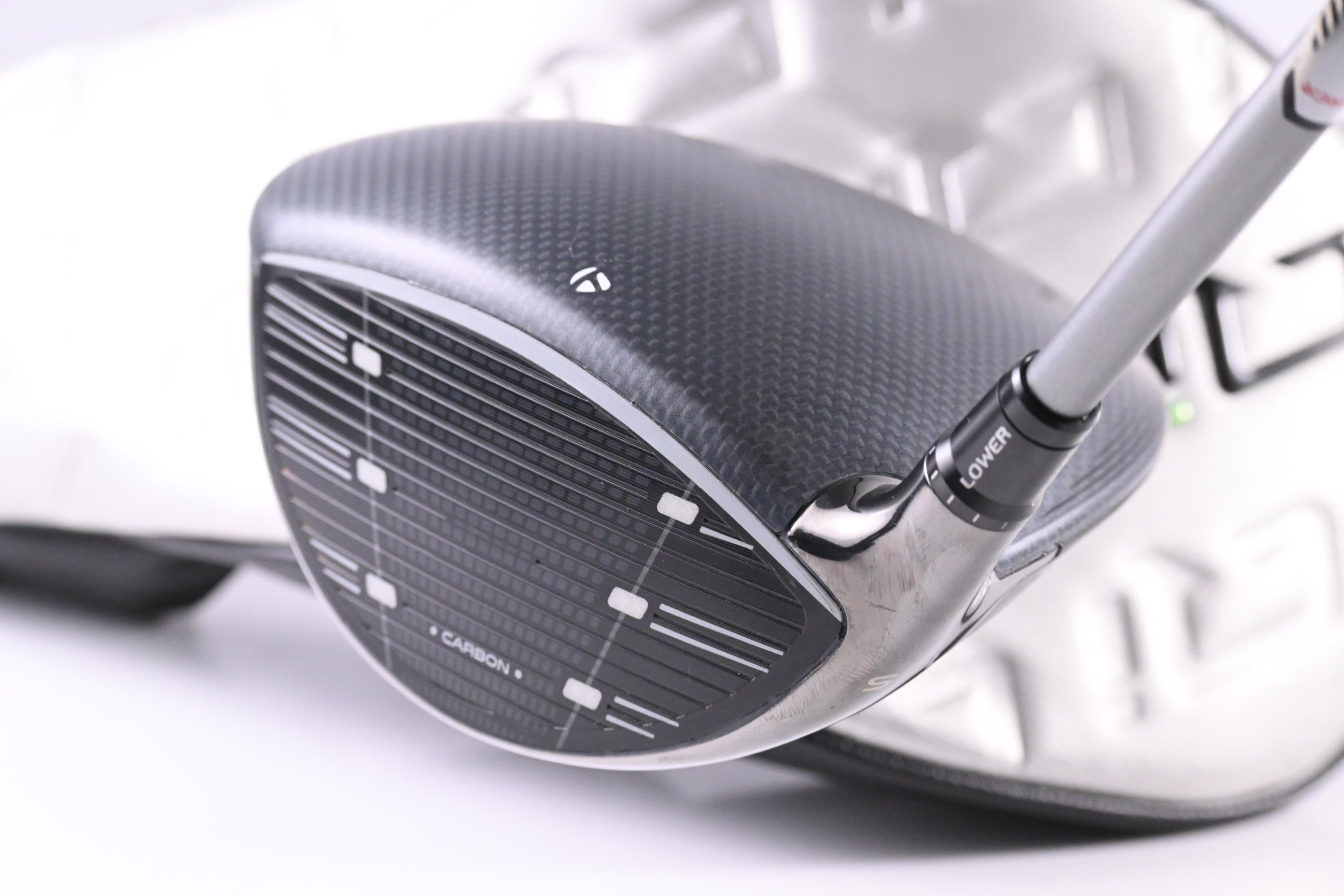 Taylormade Qi35 Driver / 10.5 Degree / Regular Flex Fujikura Air Speeder 50