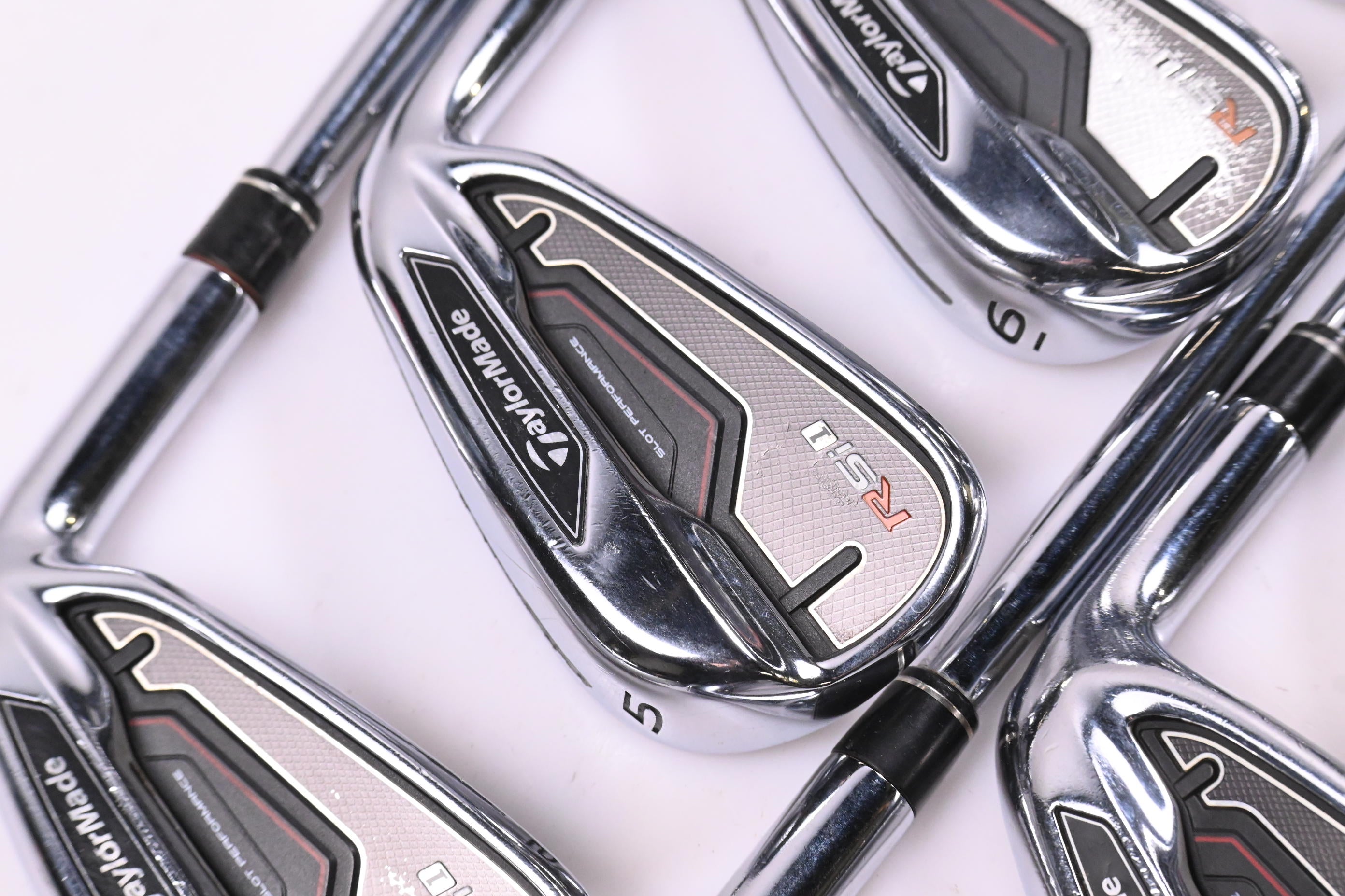 Taylormade RSi1 Irons / 4-PW+SW / Regular Flex Reax 90 Shafts
