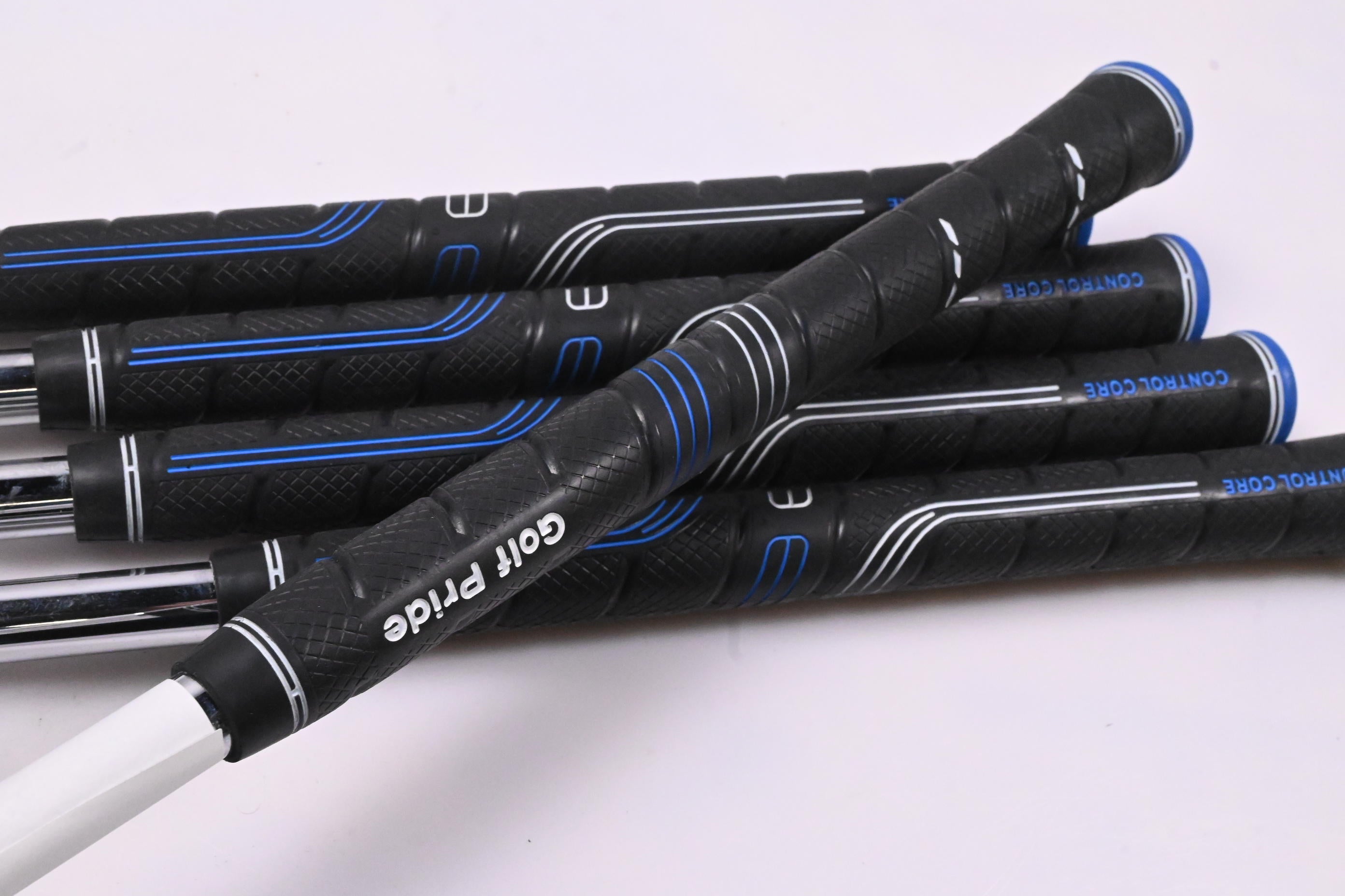 Titleist 716 CB Irons / 5-9i / X-Flex Project X Rifle Shafts