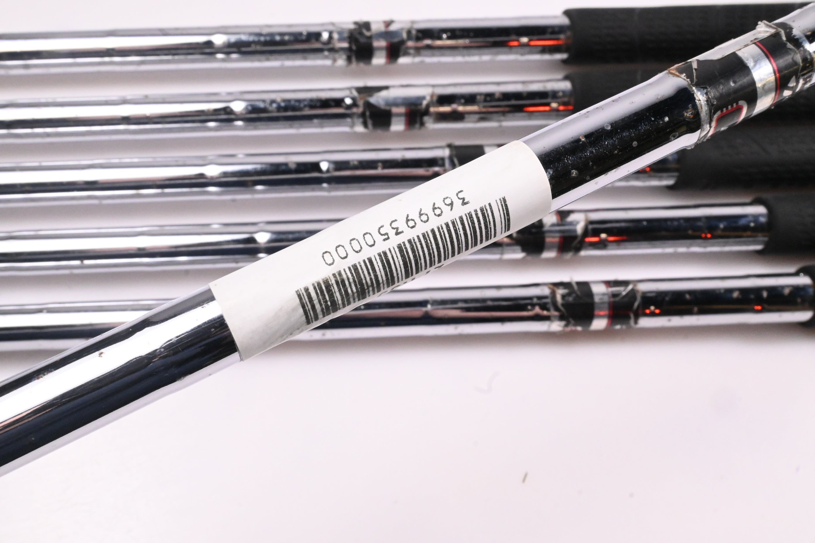 Taylormade 200 Steel Irons / 4-9i / Regular Flex Taylormade 80 Shafts