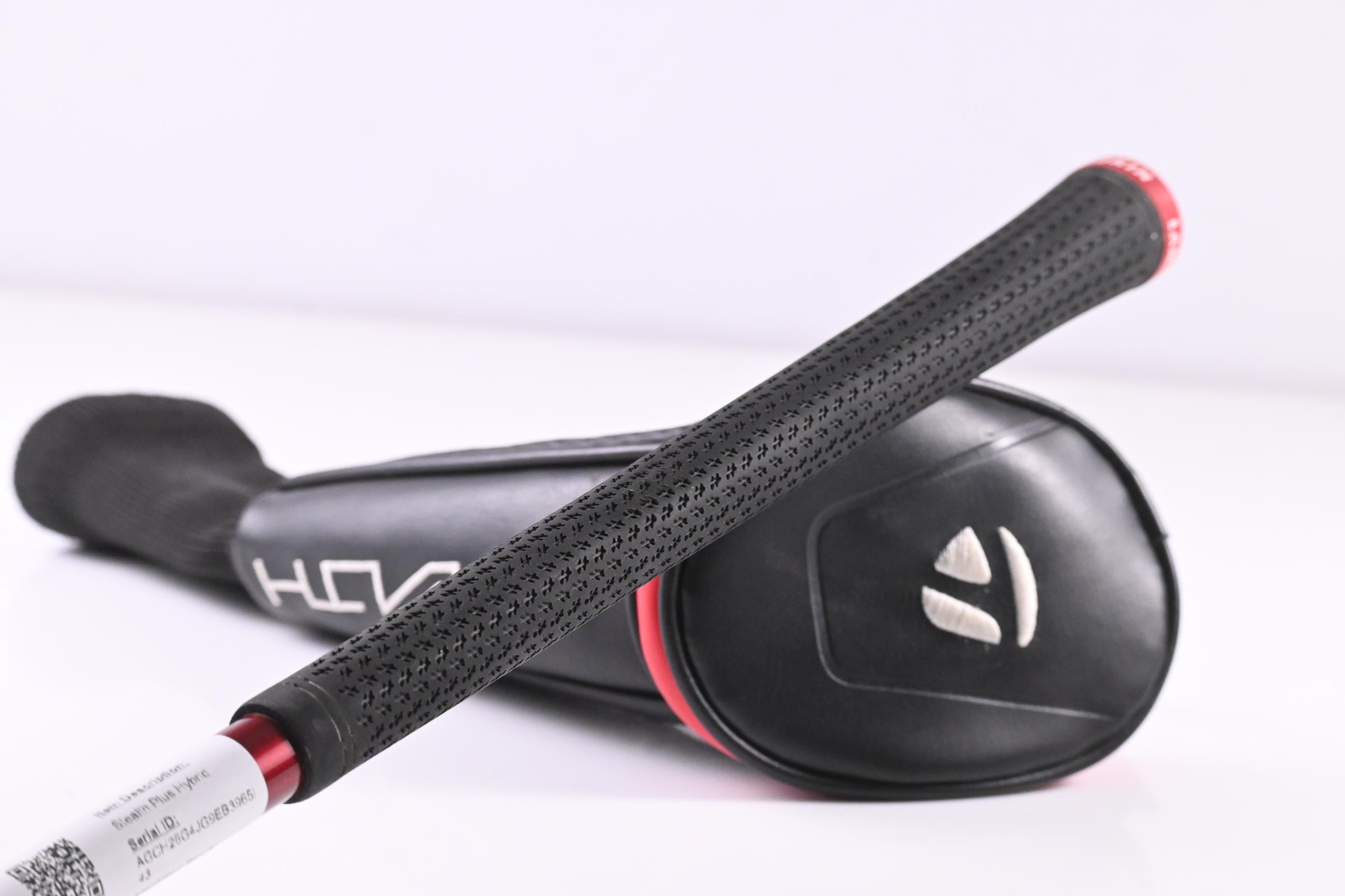 Taylormade Stealth Plus #3 Hybrid / 19.5 Degree / Regular Flex HZRDUS Smoke Red