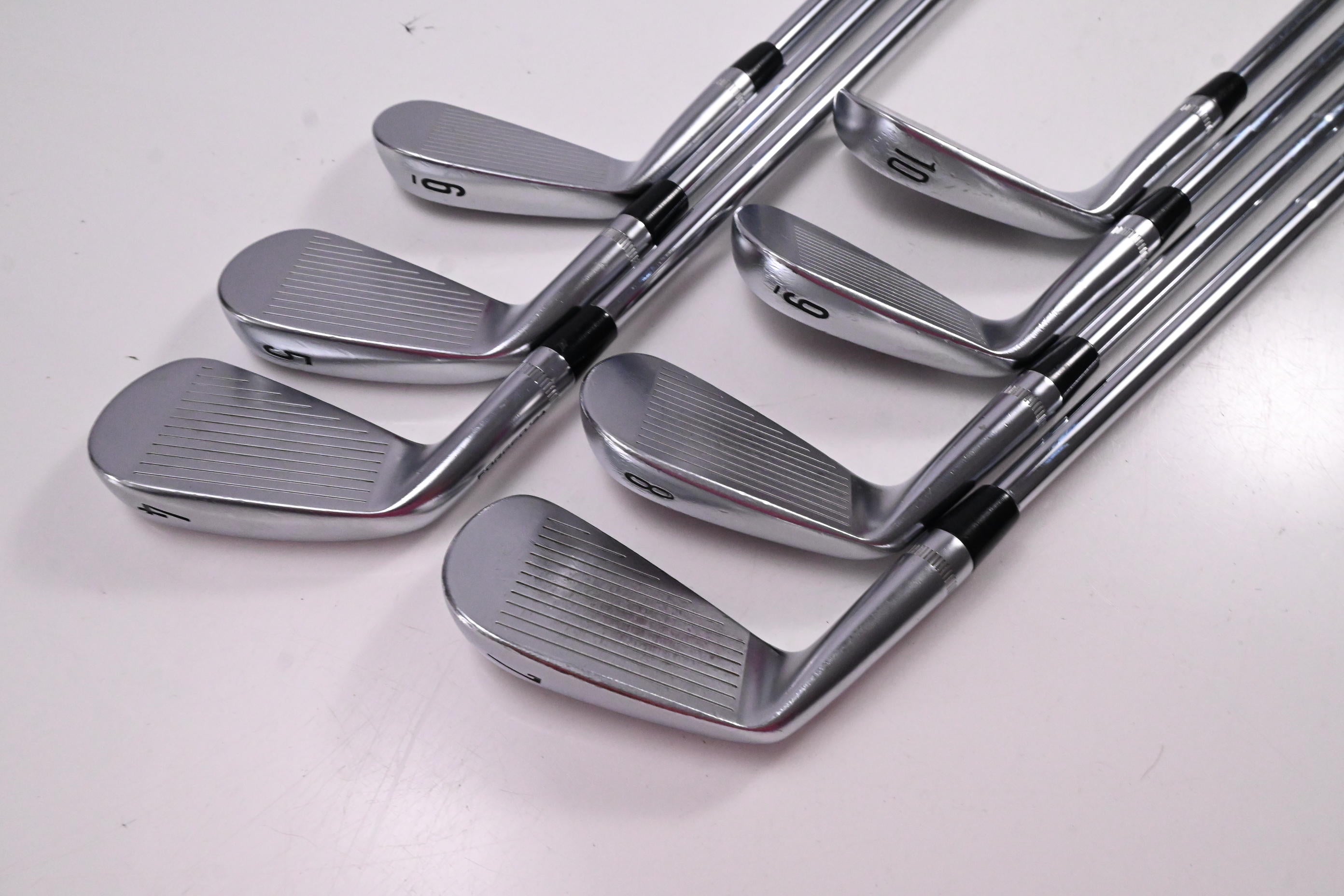 Callaway Apex MB / CB 24 Combo Irons / 4-PW / X-Flex Dynamic Gold X100 Shafts