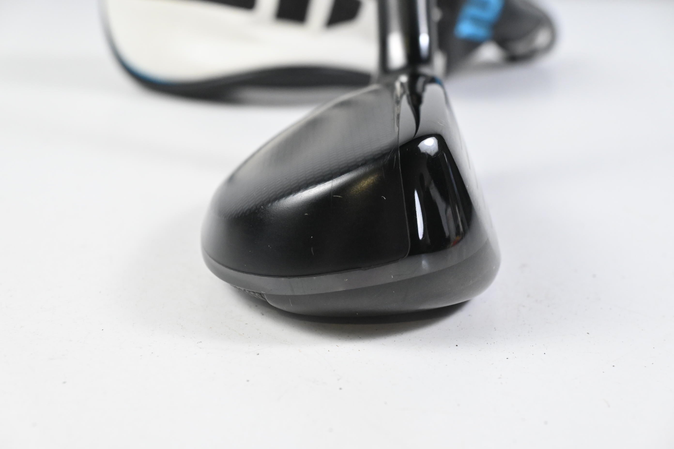 Taylormade SIM2 #3 Hybrid / 19.5 Degree / Stiff Flex Tensei AV Blue 80 Shaft