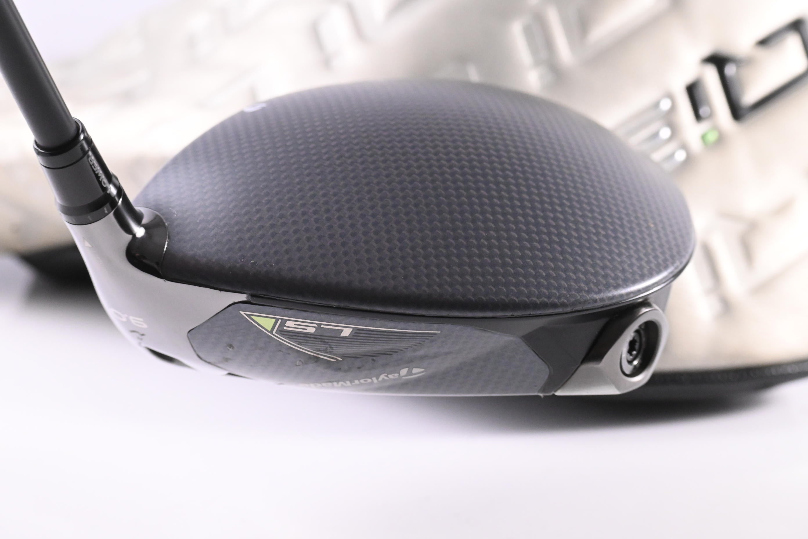Taylormade Qi35 LS Driver / 9 Degree / Stiff Flex Kai'li White Dark Wave 60