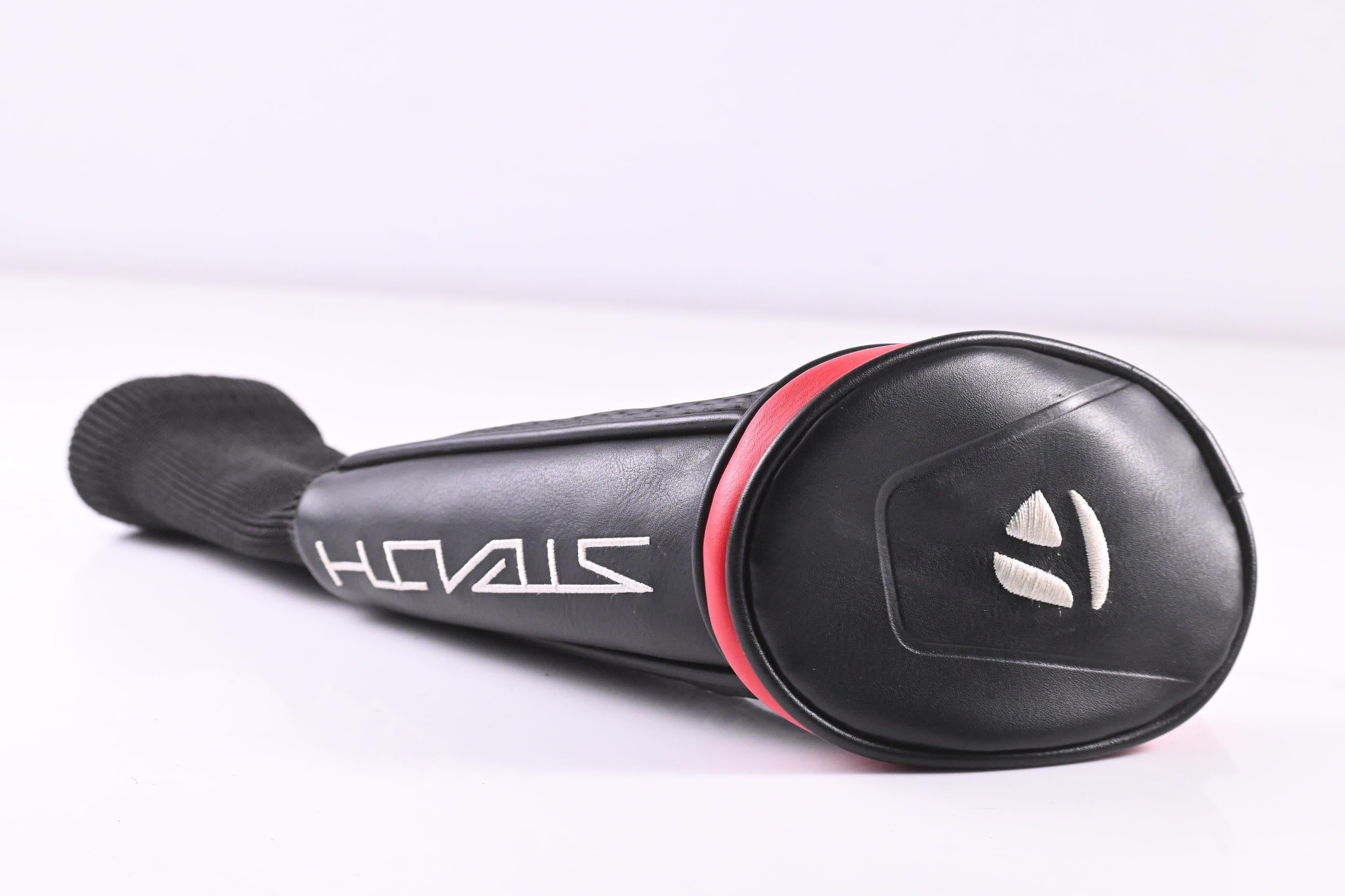 Taylormade Stealth Plus #3 Hybrid / 19.5 Degree / Regular Flex HZRDUS Smoke Red