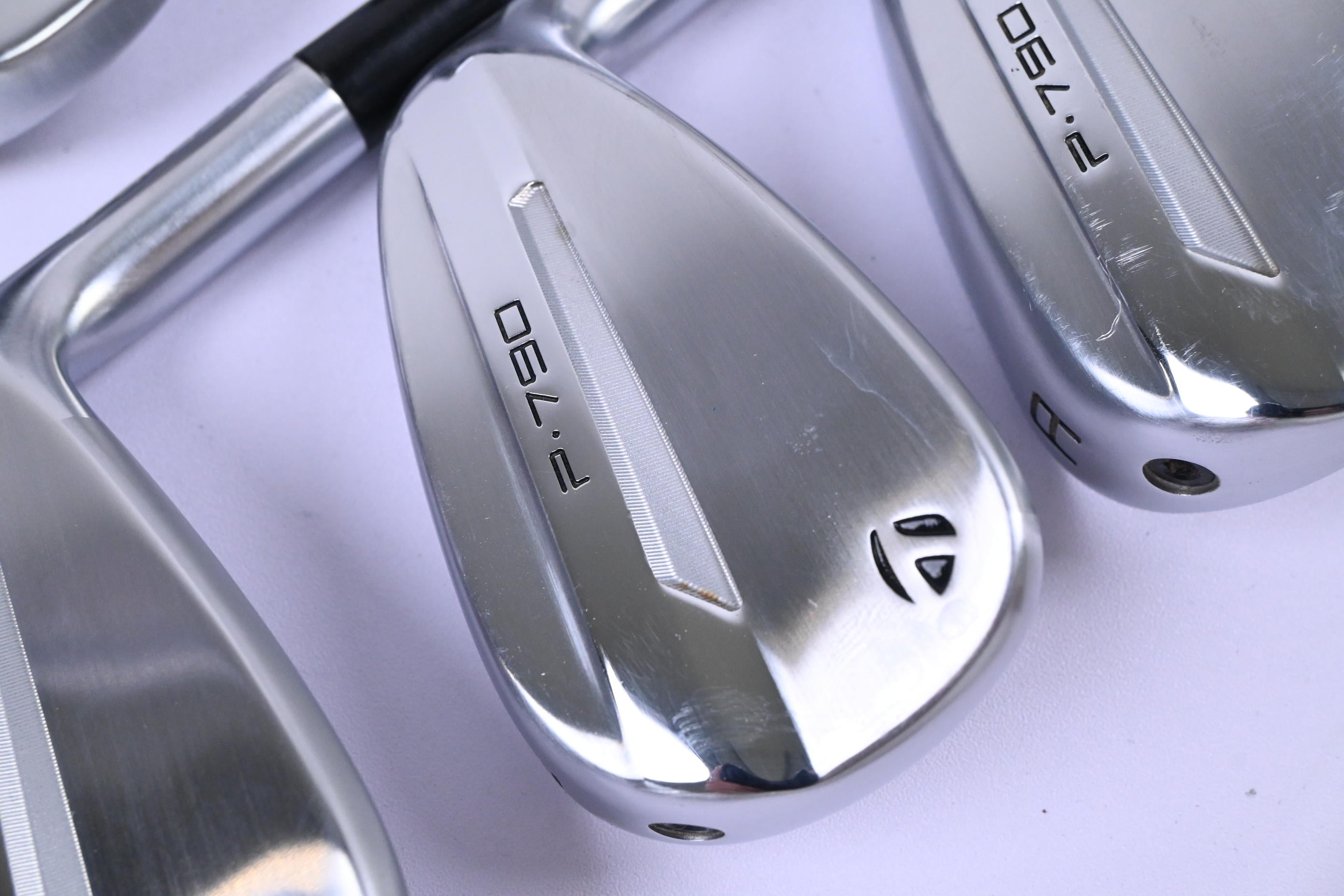 Taylormade P790 2025 Irons / 5-PW+GW / Regular Flex N.S.PRO Modus3 Tour 105