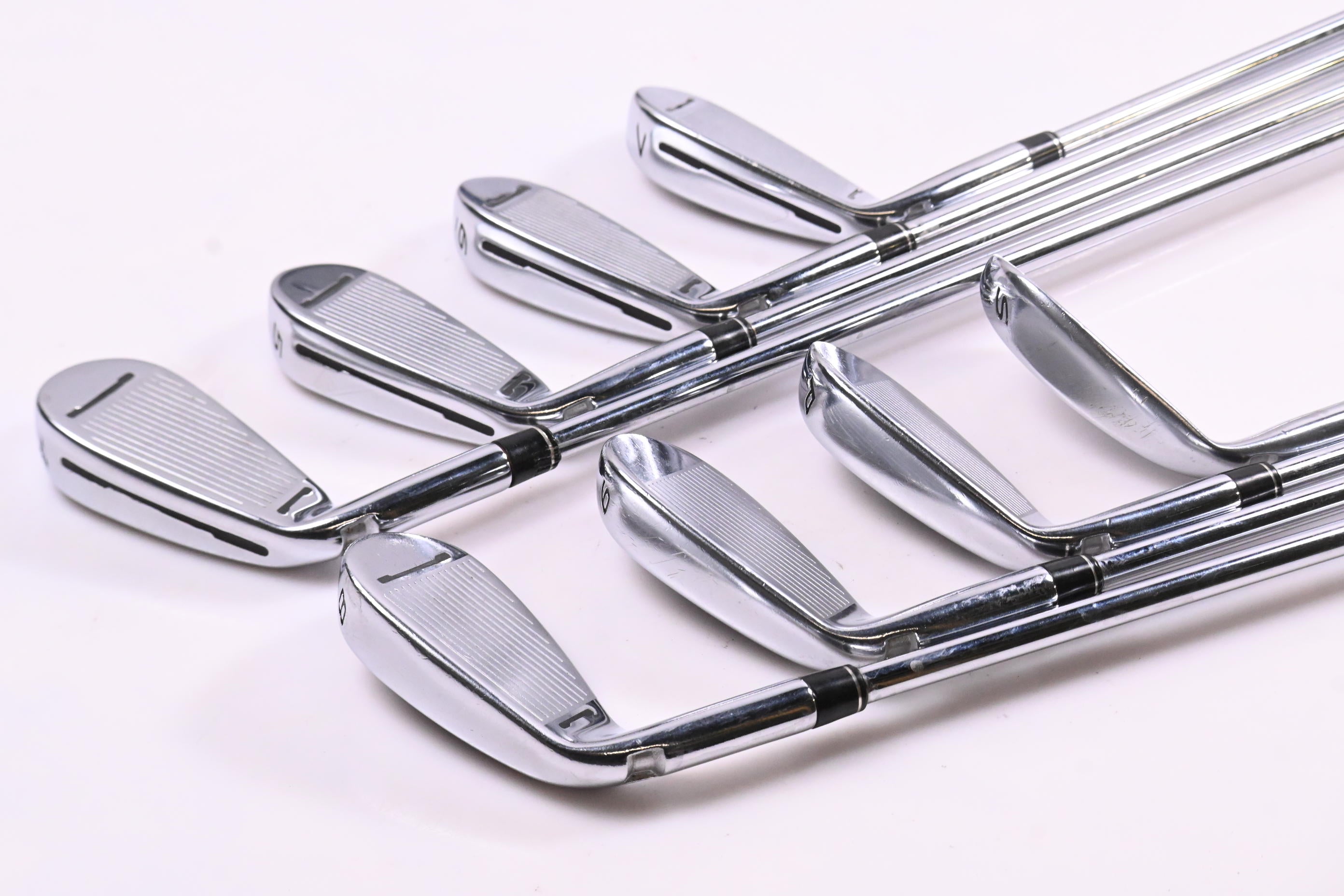 Taylormade RSi1 Irons / 4-PW+SW / Regular Flex Reax 90 Shafts