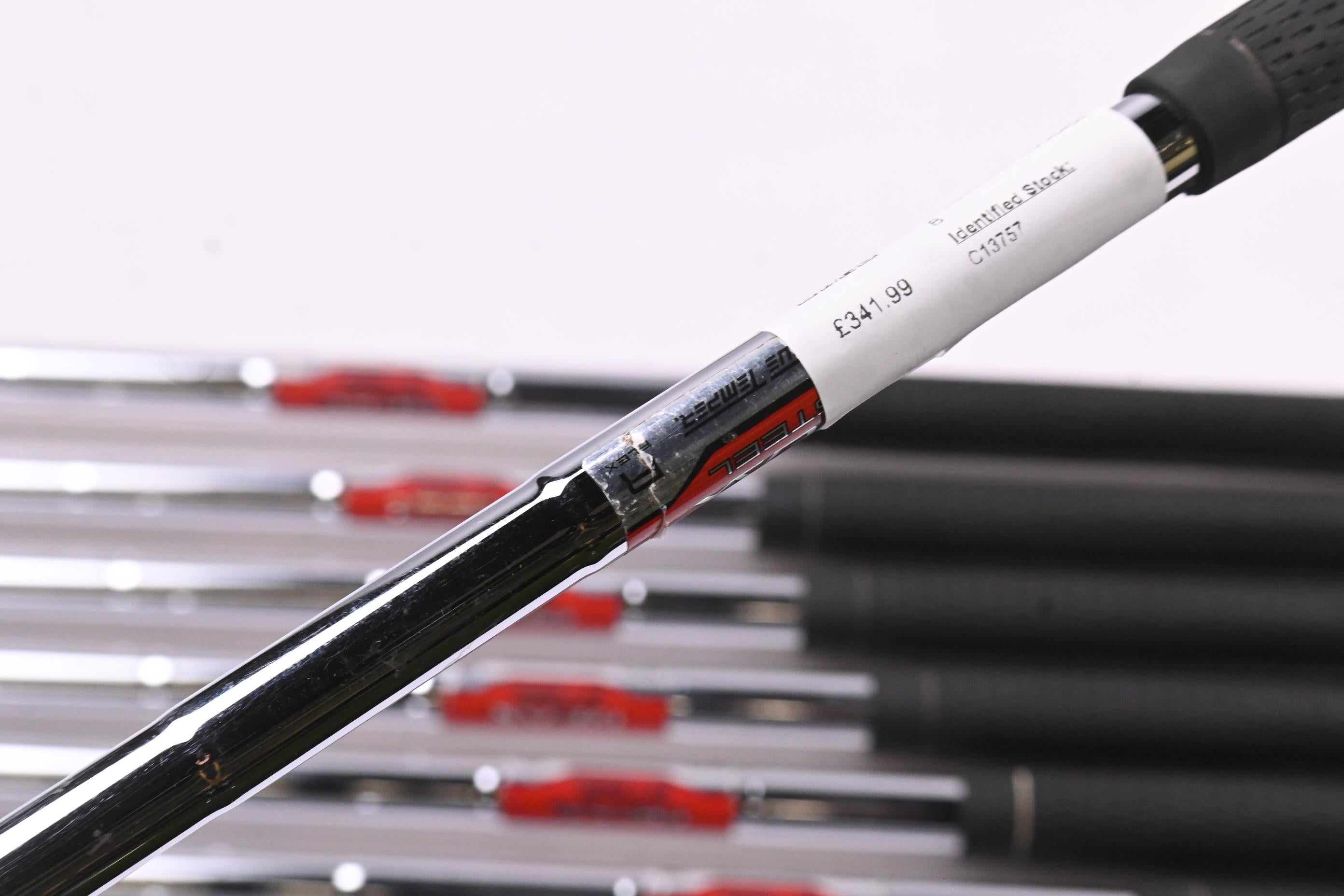Taylormade RSi1 Irons / 4-PW+SW / Regular Flex Reax 90 Shafts