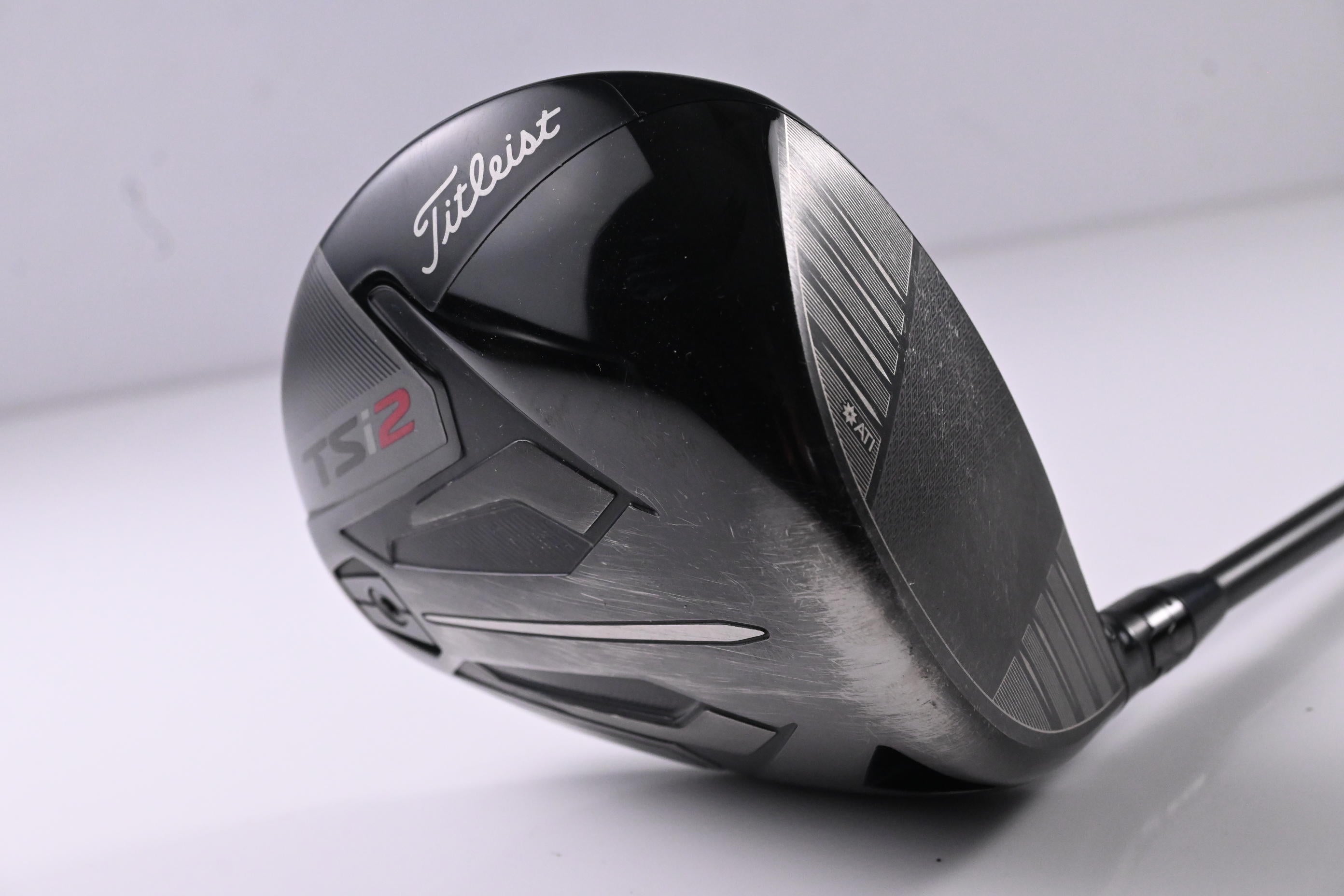 Titleist TSi2 Driver / 11 Degree / Regular Flex Kuro Kage SFW 50 Shaft