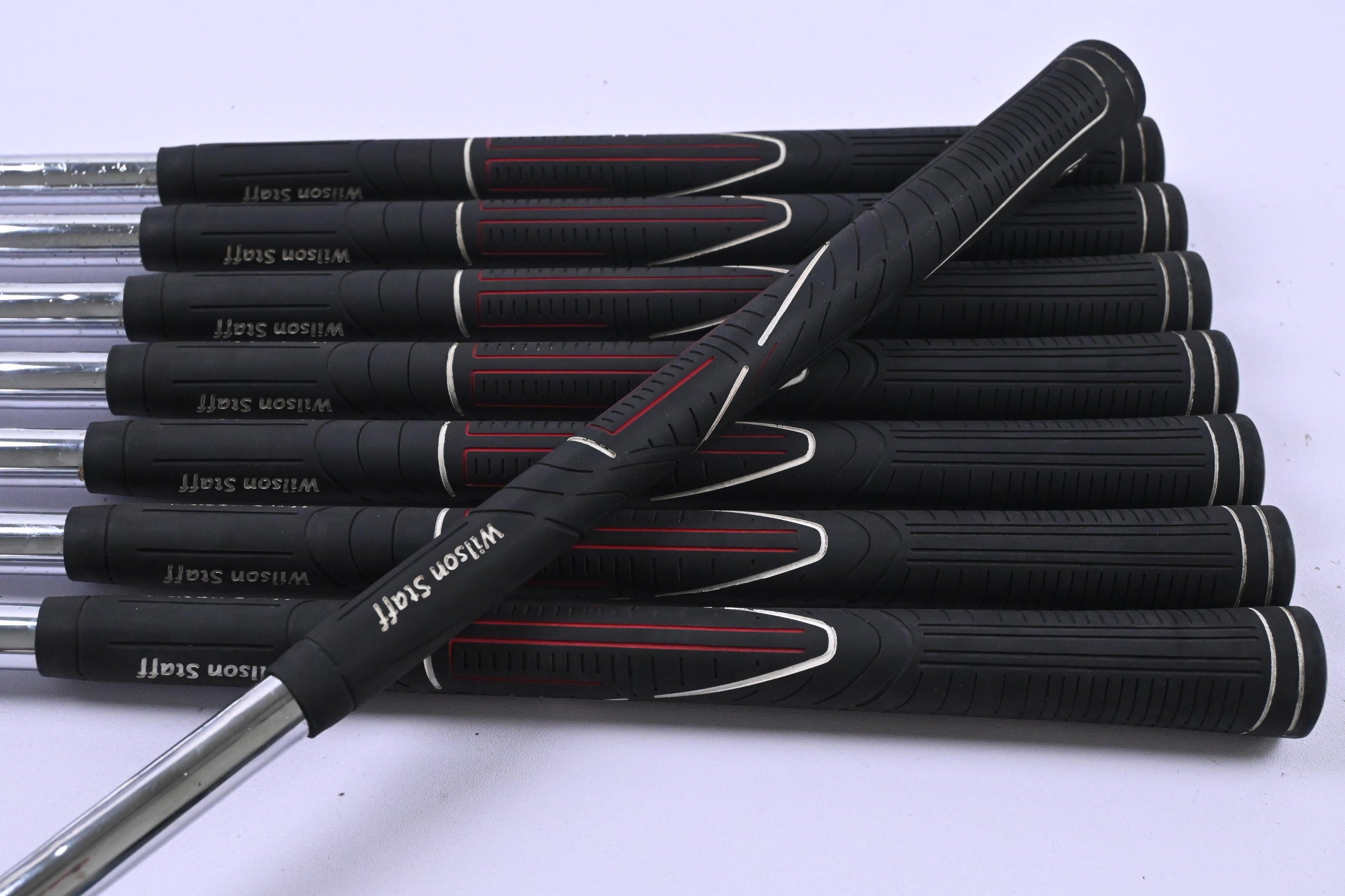 Wilson Di9 Irons / 4-PW+SW / Uniflex TX 99 Superlight Shafts