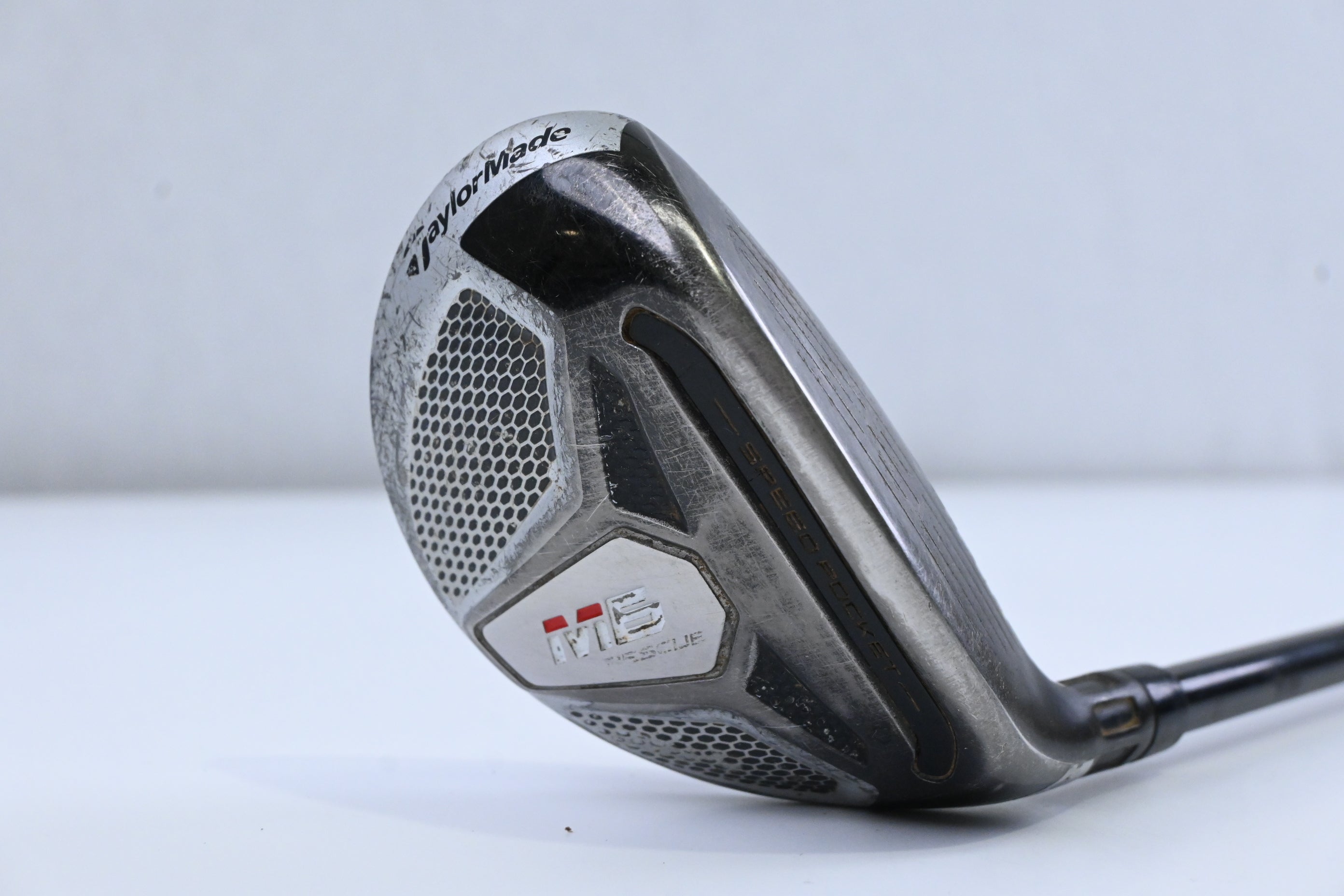 Taylormade M6 #4 Hybrid / 22 Degree / Regular Flex Fujikura Atmos Orange 6