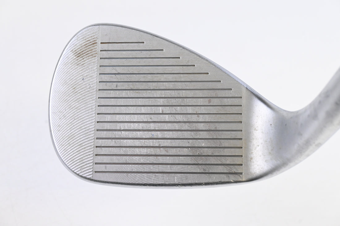 Cleveland CBX 2 Gap Wedge / 52 Degree / Wedge Flex Dynamic Gold 115 Shaft