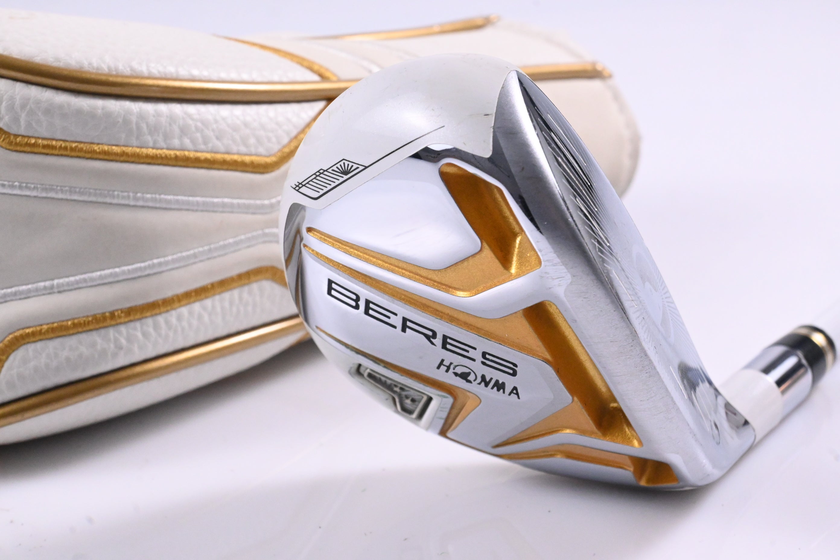 Ladies Honma Beres #5 Hybrid / 25 Degree / Ladies Flex Armrq MX Shaft