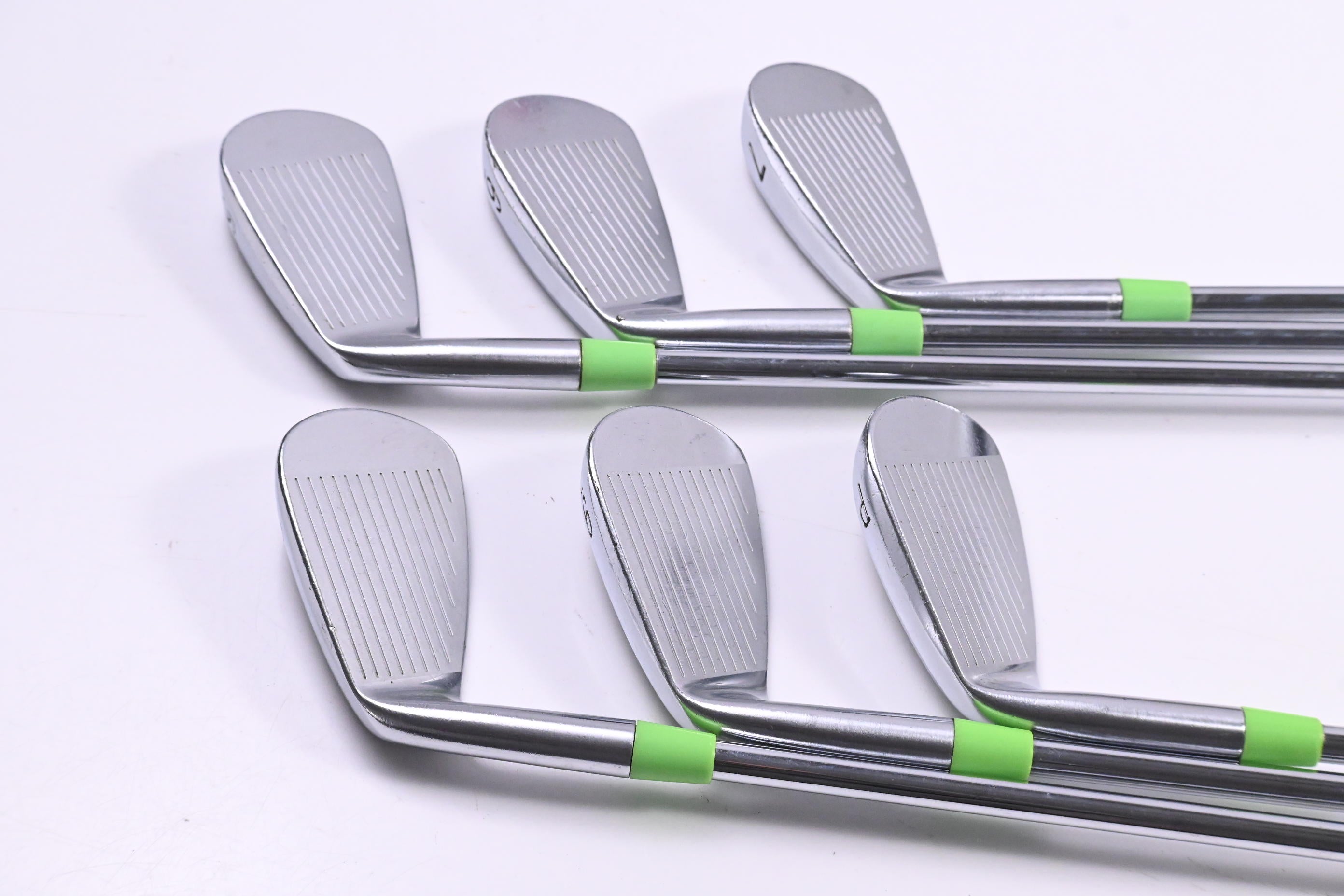 Epon AF-305 Irons / 5-PW / Regular Flex AMT Red R300 Shafts