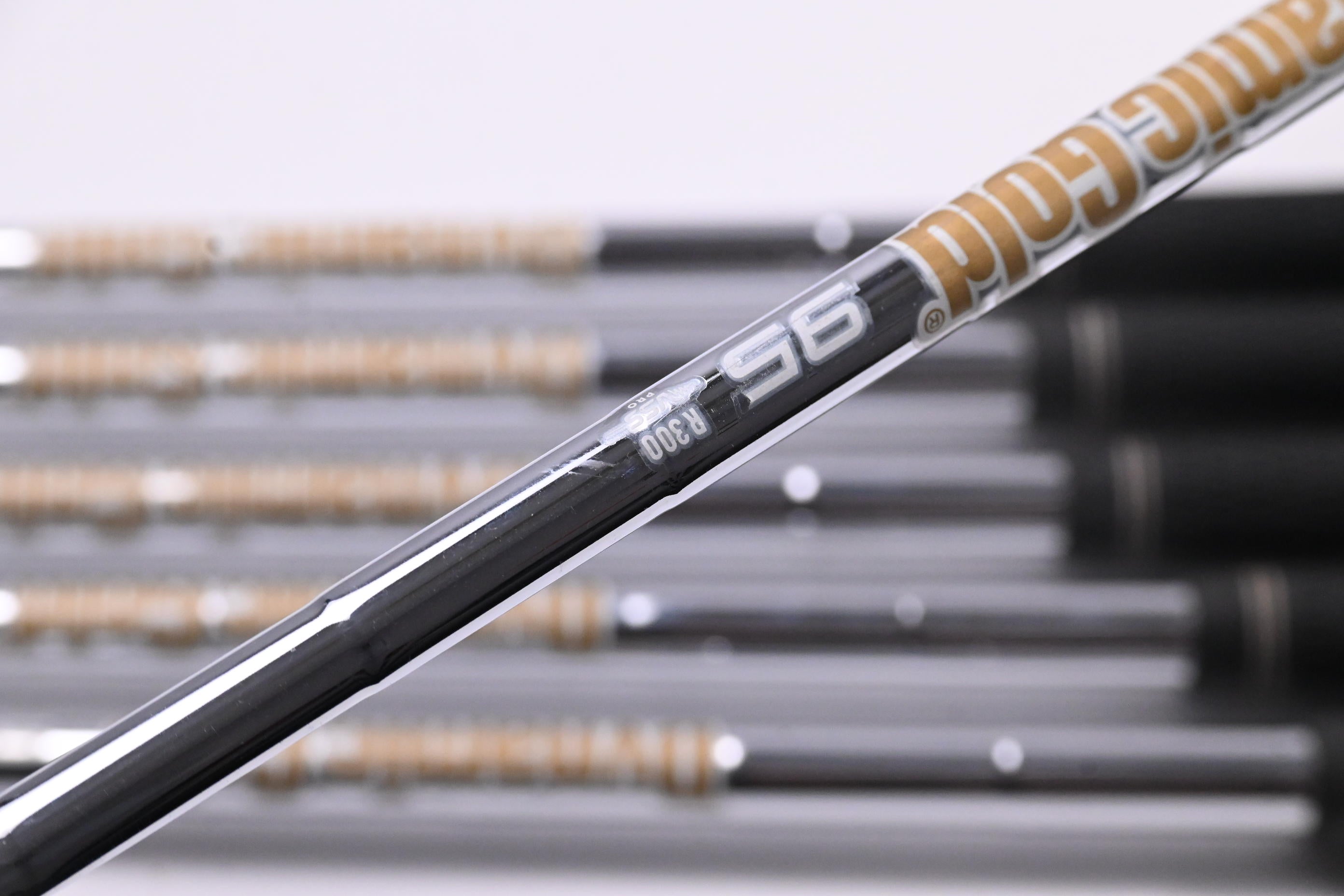 Taylormade P790 2021 Irons / 6-PW+GW / Regular Flex Dynamic Gold 95 R300 Shafts
