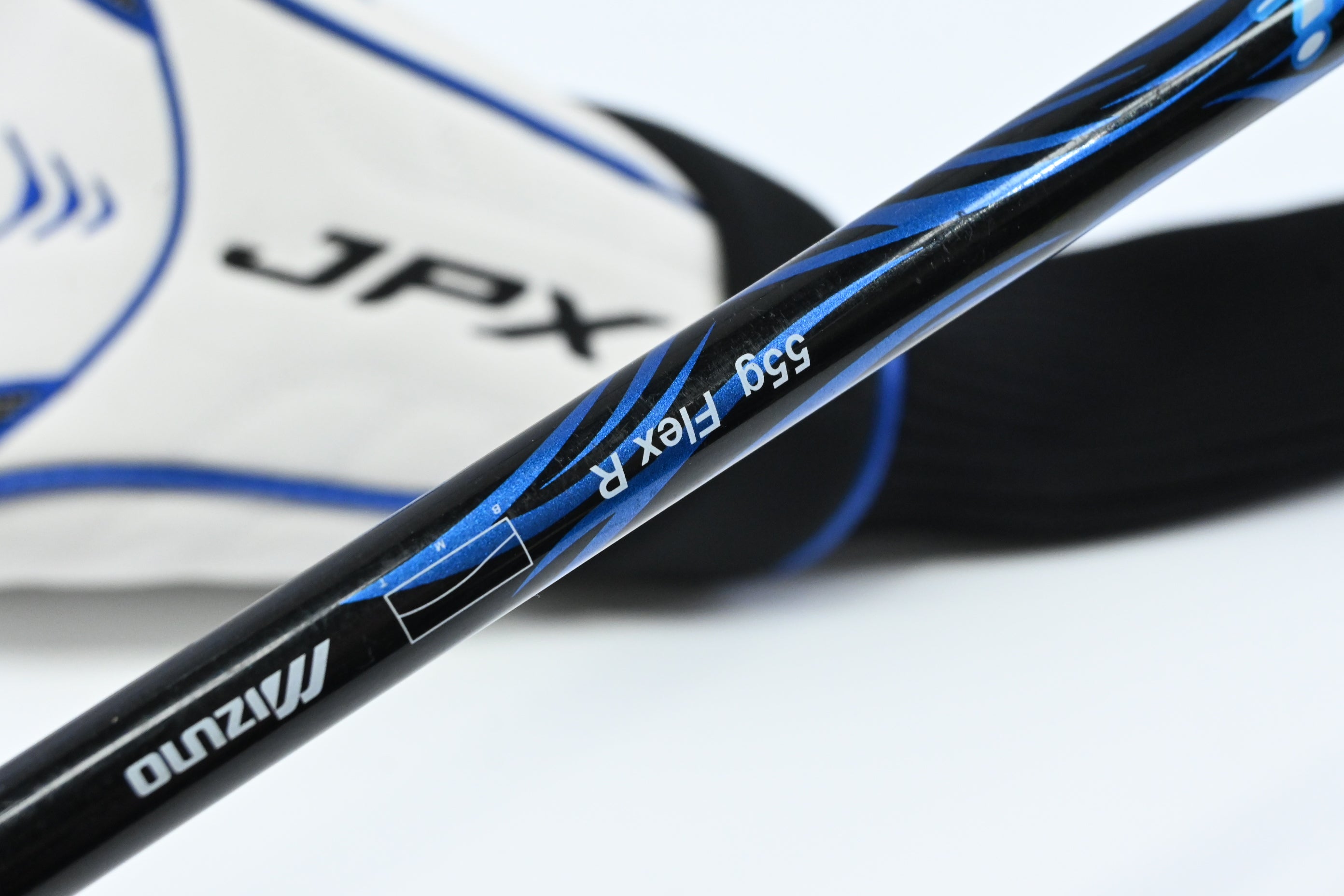 Mizuno JPX 825 Driver / 10.5 Degree / Regular Flex Fujikura Orochi 55 Shaft