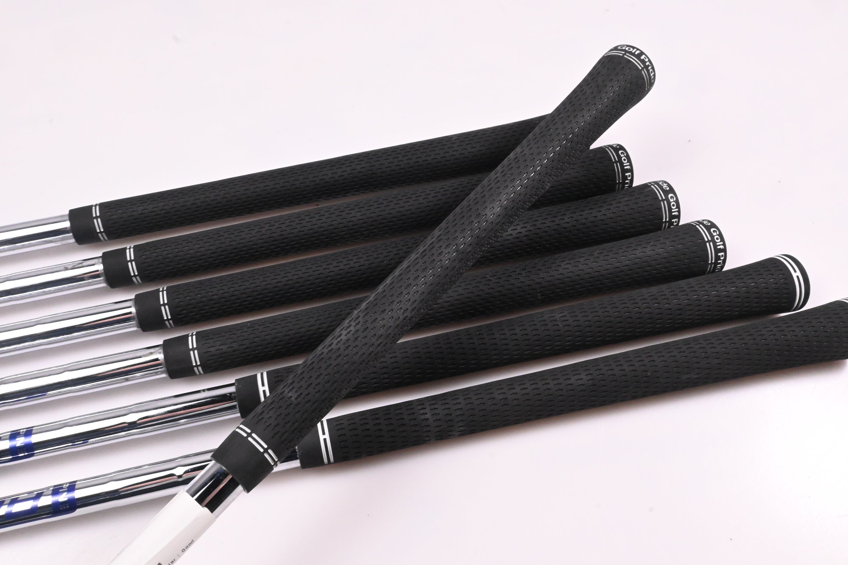 Ping G425 Irons / 4-PW / Black Dot / Regular Flex Ping AWT 2.0 Shafts