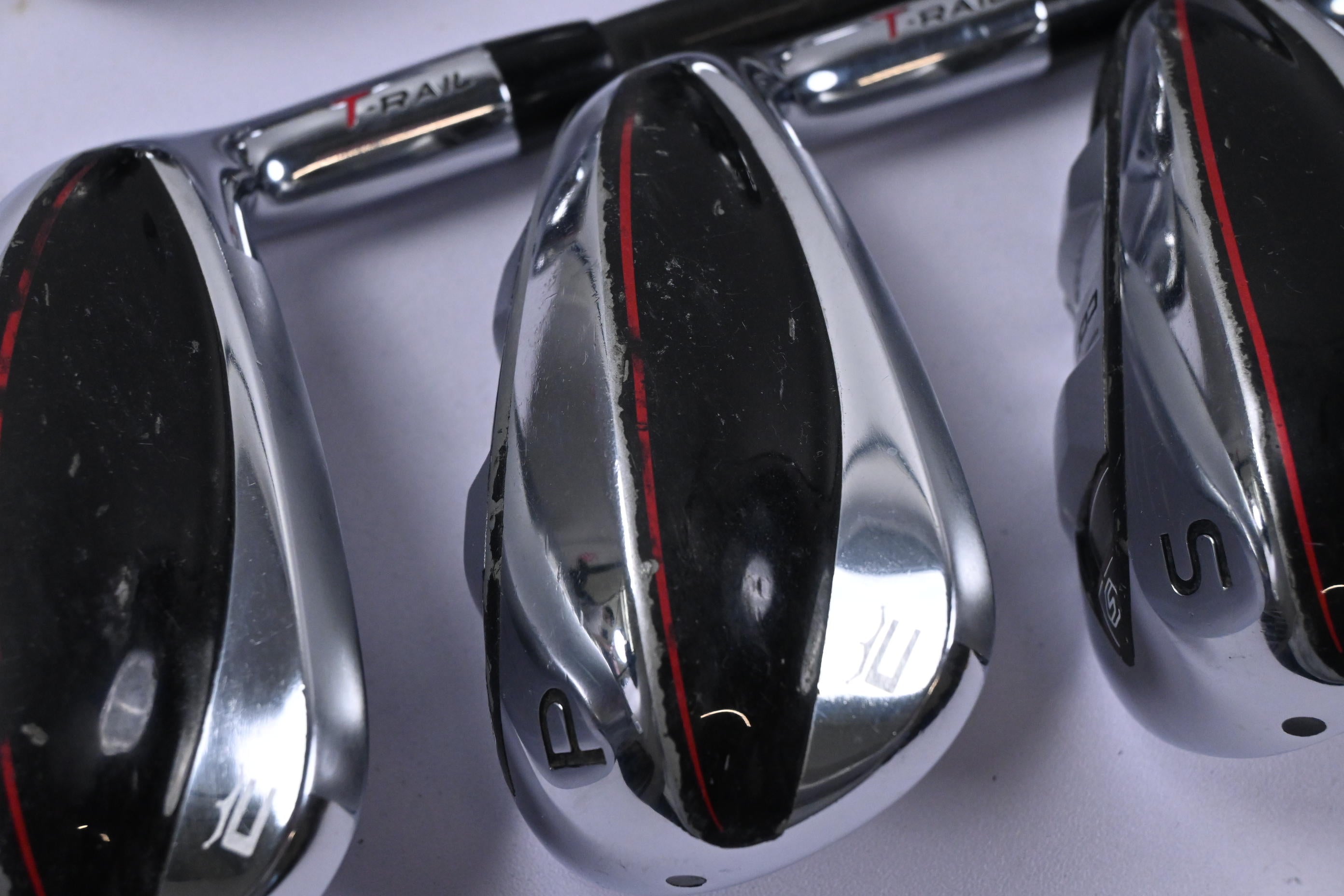 Cobra T-Rail Hybrid Combo Irons / 6-PW+SW / Regular Flex Cobra Ultralite 50