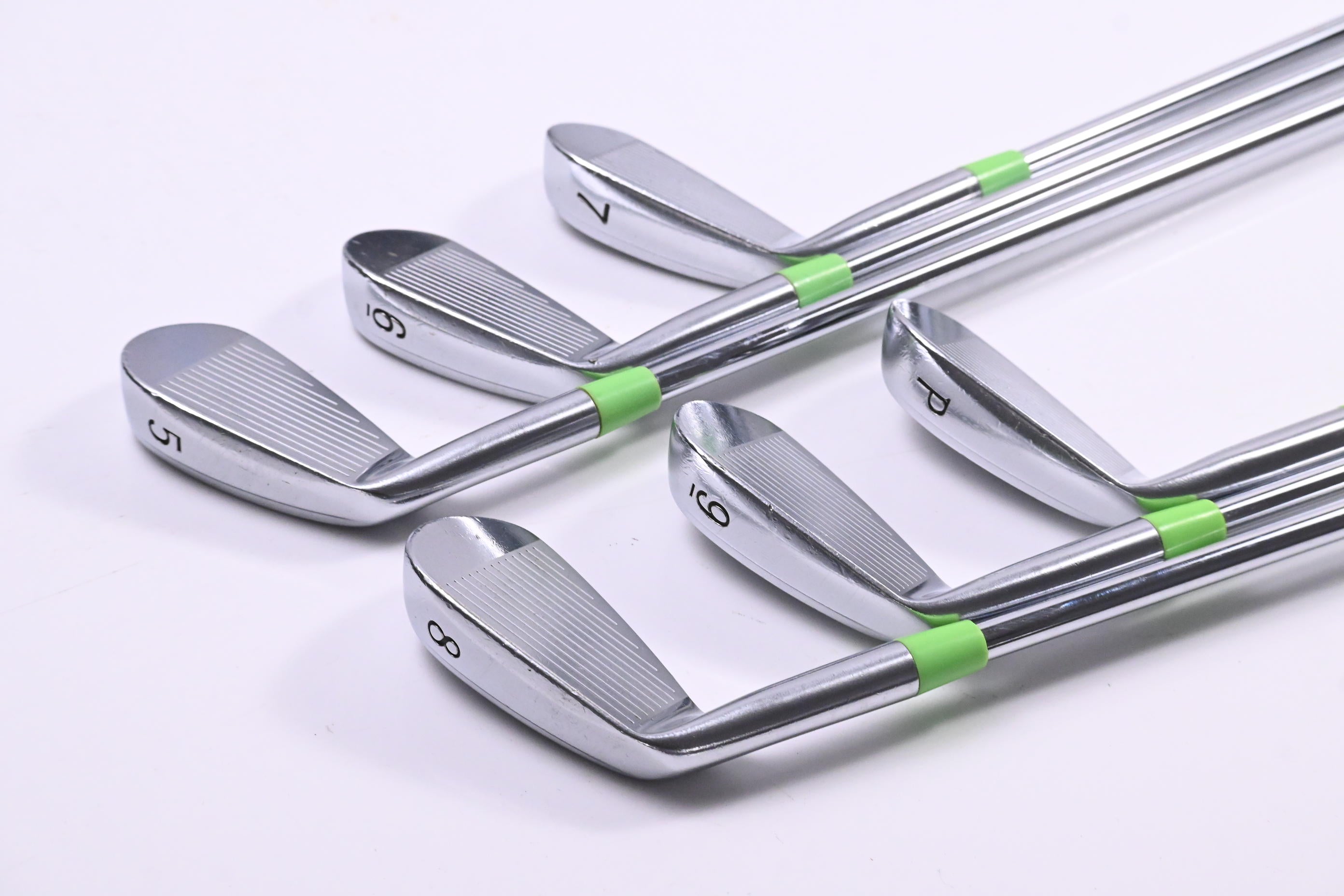 Epon AF-305 Irons / 5-PW / Regular Flex AMT Red R300 Shafts