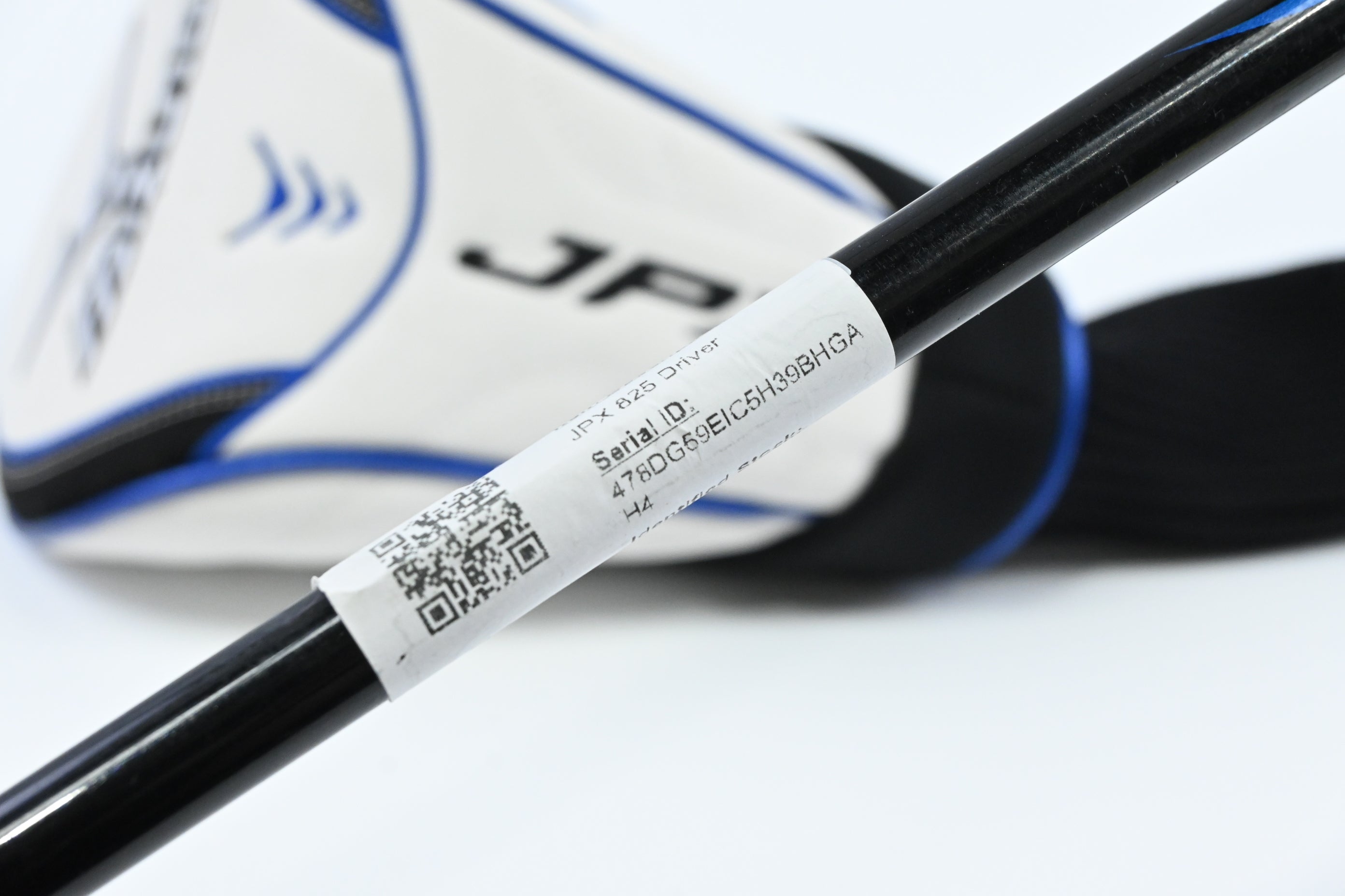 Mizuno JPX 825 Driver / 10.5 Degree / Regular Flex Fujikura Orochi 55 Shaft
