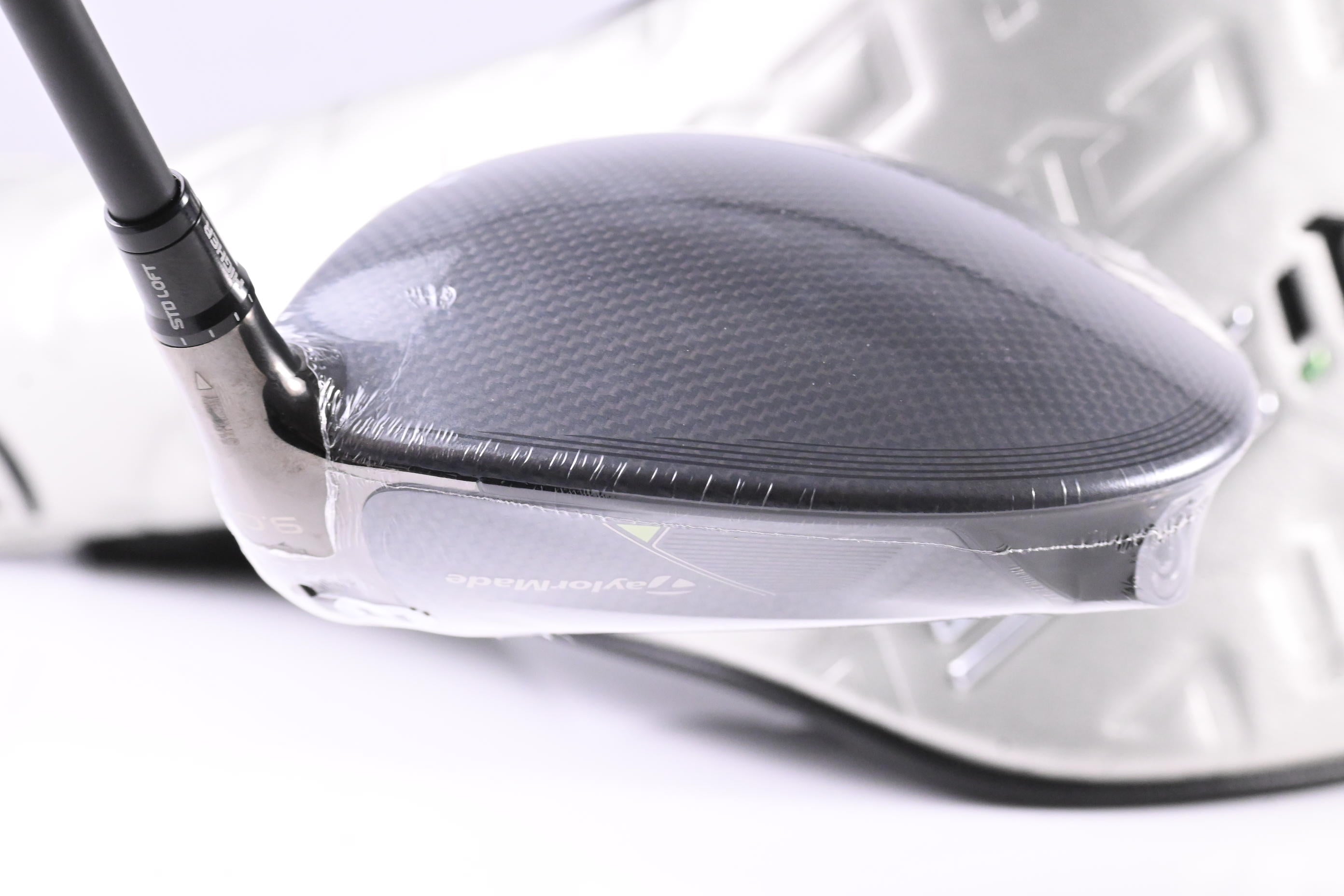 Taylormade Qi35 Driver / 9 Degree / Regular Flex Fujikura Ventus Blue 5 Shaft