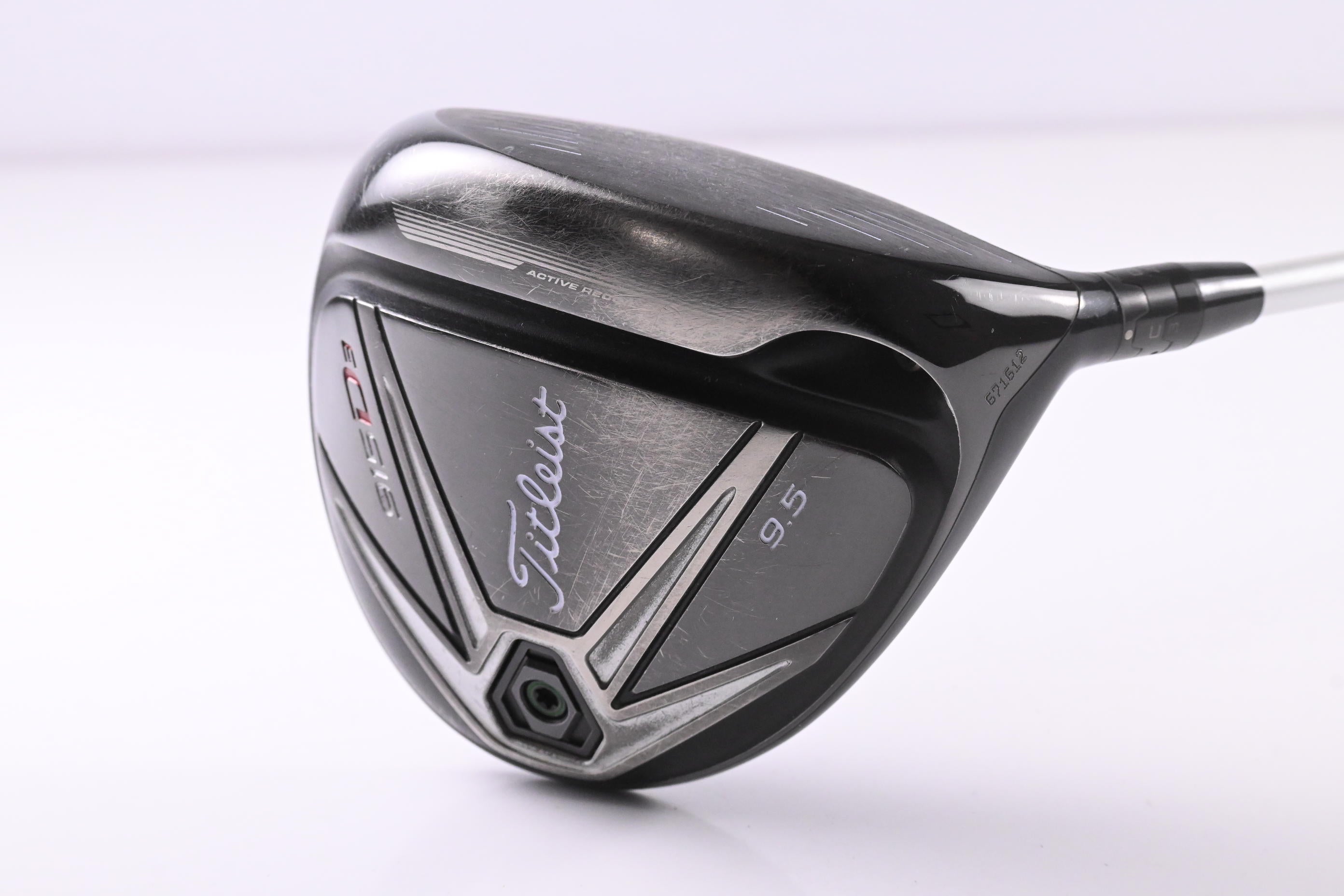 Titleist 915 D3 Driver / 9.5 Degree / Stiff Flex Aldila Rogue Silver 60 Shaft