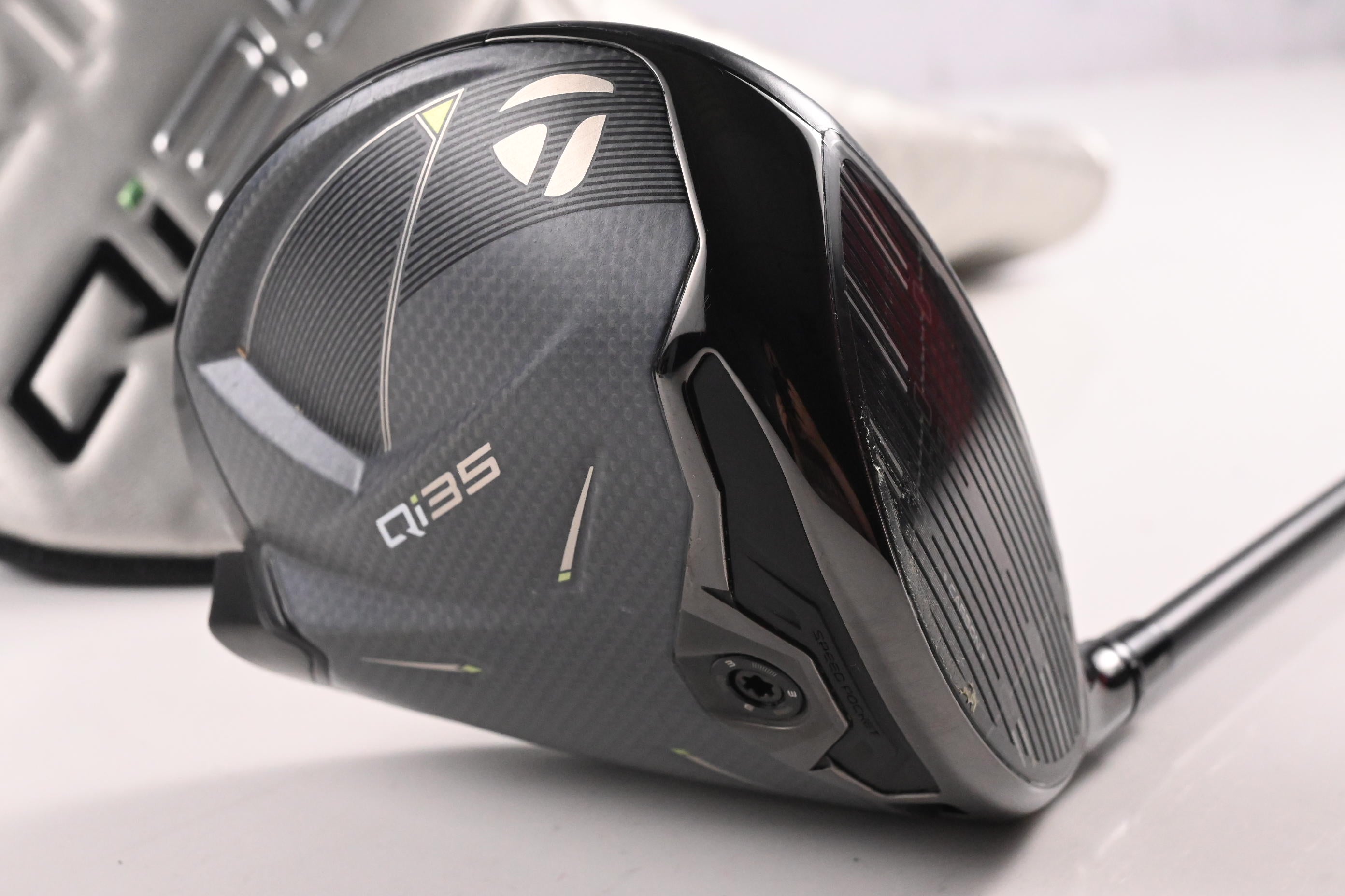 Taylormade Qi35 Driver / 10.5 Degree / Stiff Flex Fujikura Ventus Blue 5 Shaft
