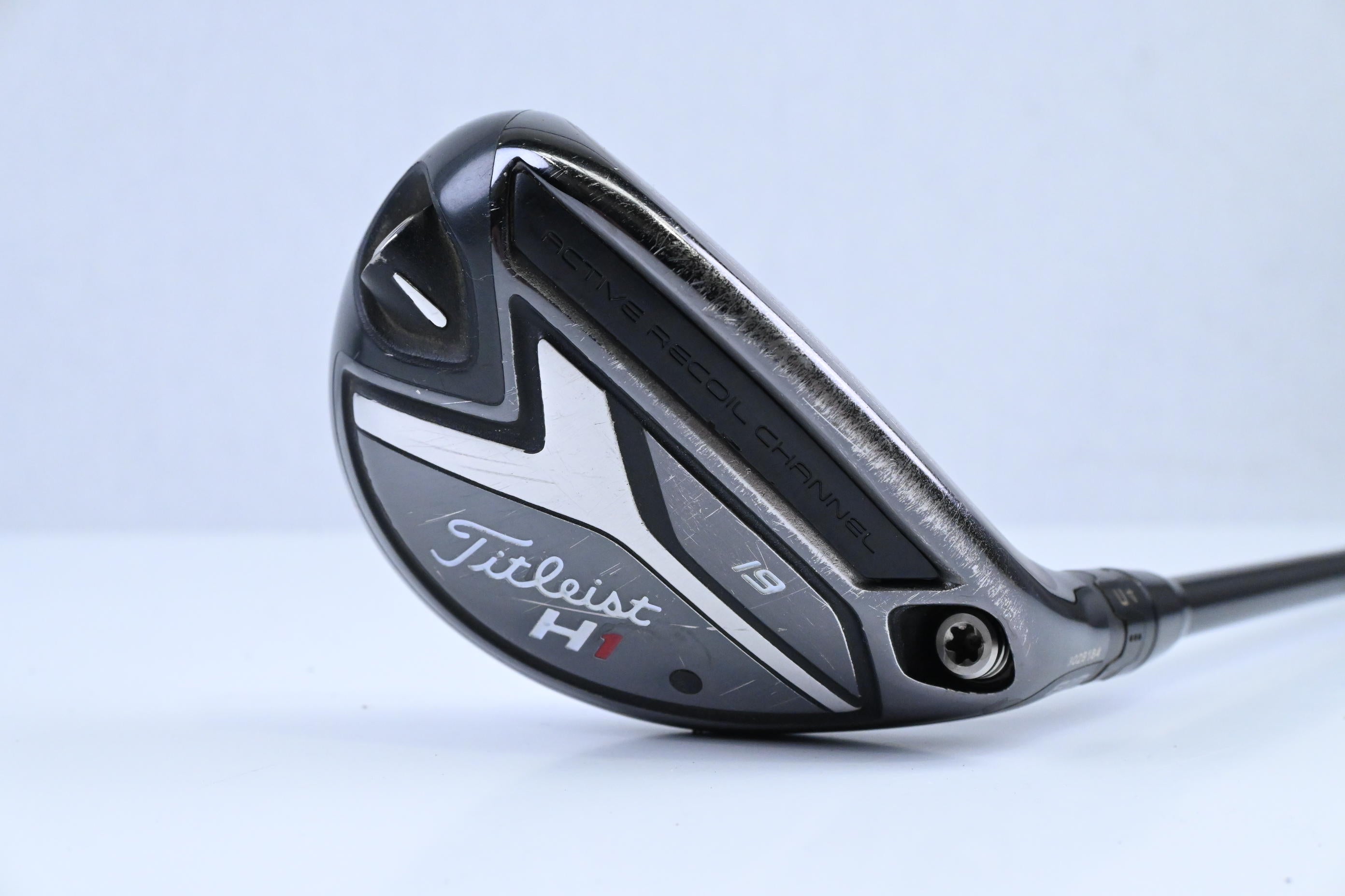 Titleist 818 H1 #3 Hybrid / 19 Degree / Stiff Flex Tensei CK Blue 70 Shaft