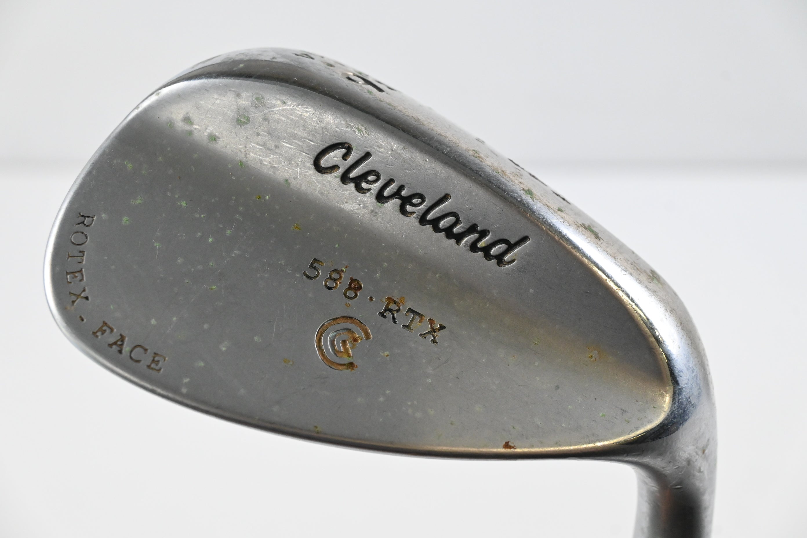 Cleveland 588 RTX Sand Wedge / 56 Degree / Wedge Flex Dynamic Gold