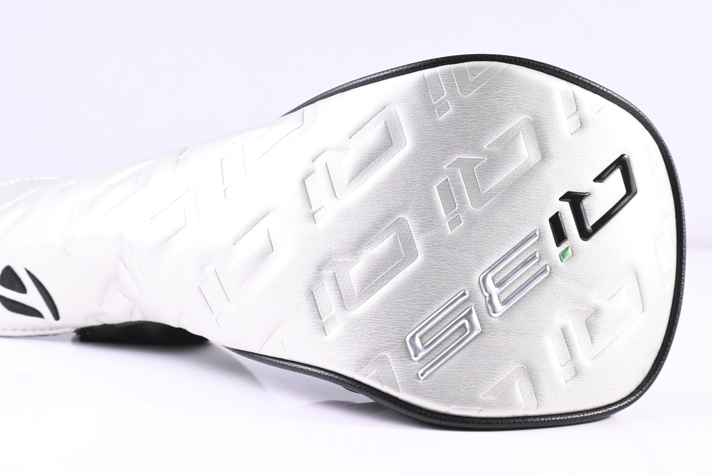 Taylormade Qi35 Driver / 9 Degree / Regular Flex Fujikura Ventus Blue 5 Shaft