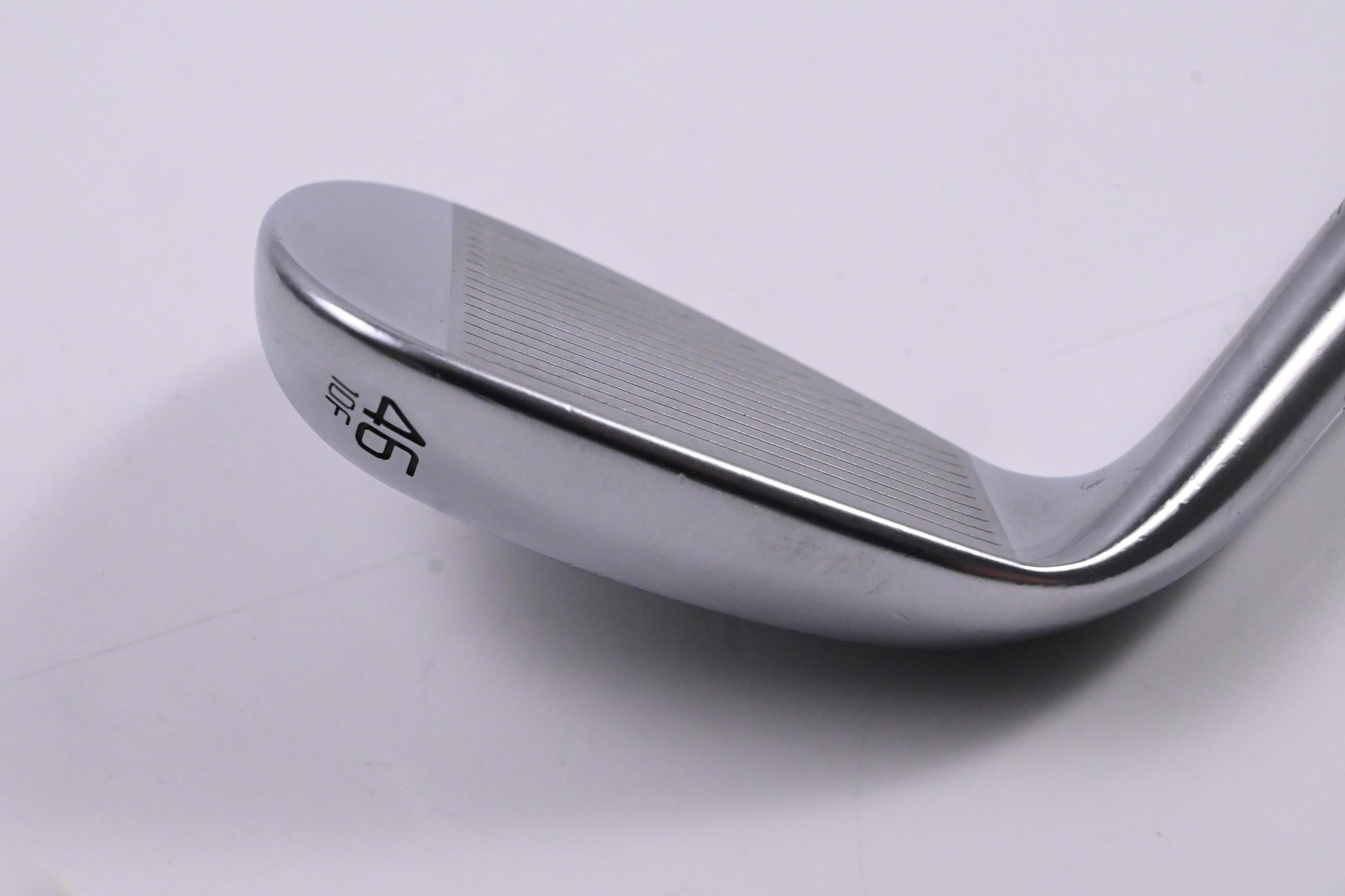 Titleist Vokey SM10 Pitching Wedge / 46 Degree / Wedge Flex Vokey SM10 Shaft