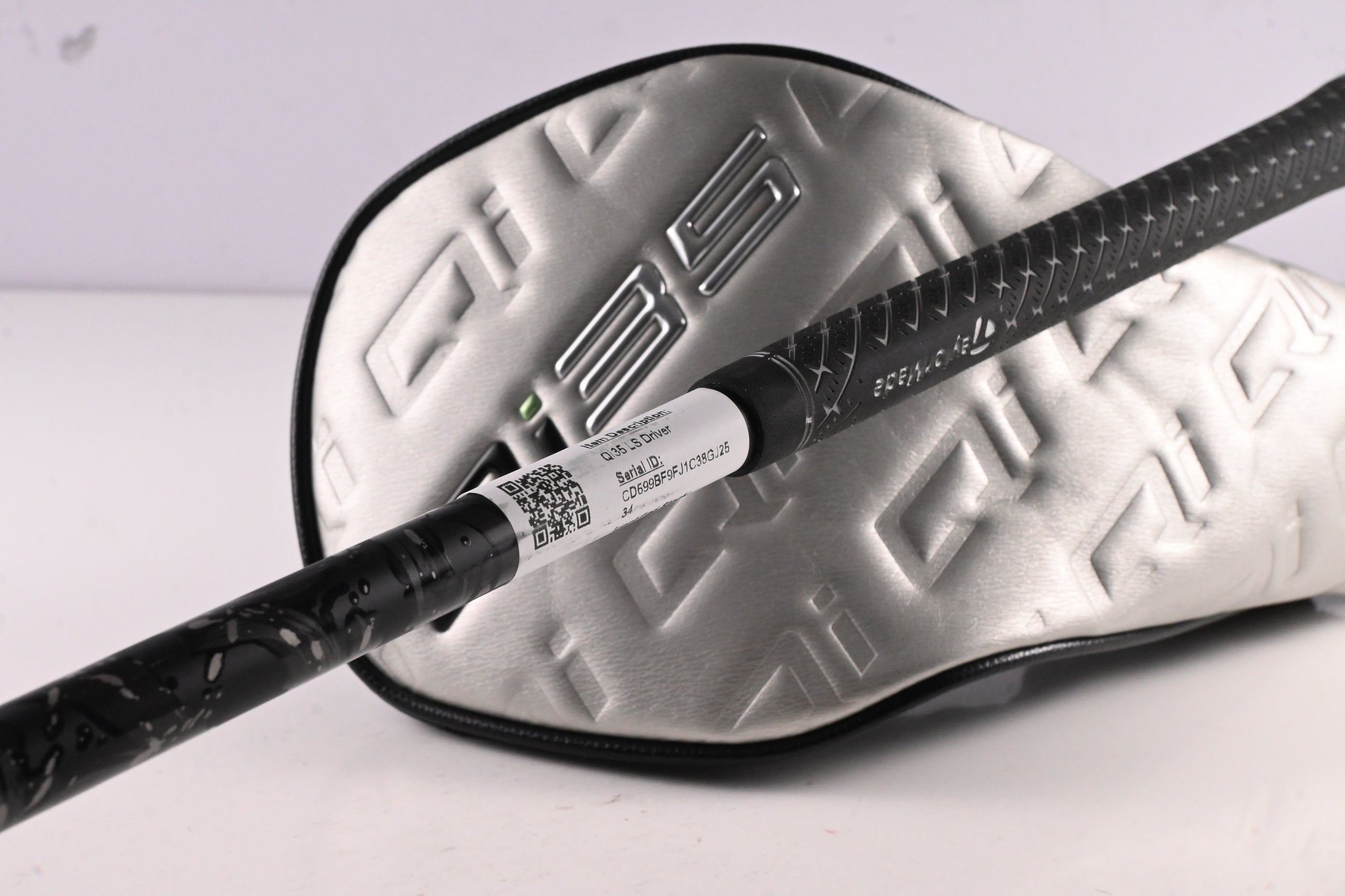 Taylormade Qi35 LS Driver / 10.5 Degree / Stiff Flex Kai'li Blue CB Dark Wave 60