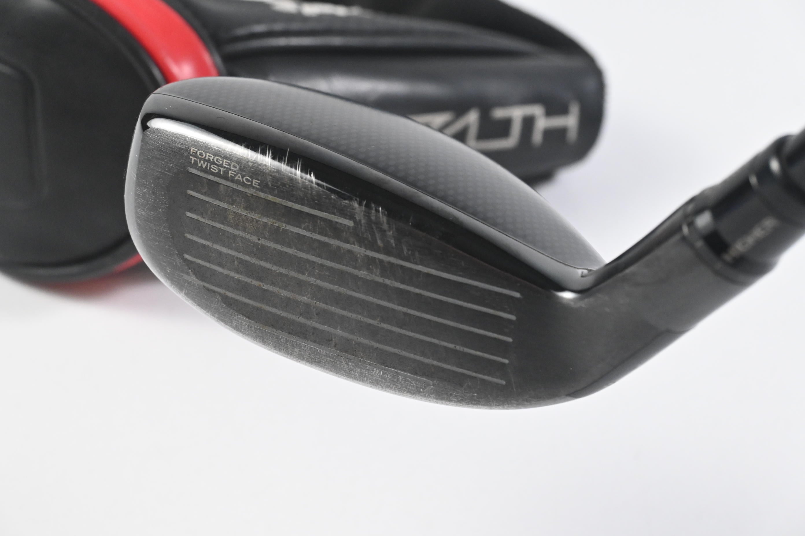 Taylormade Stealth Plus #3 Hybrid / 19.5 Degree / Regular Flex Hzrdus Smoke RDX