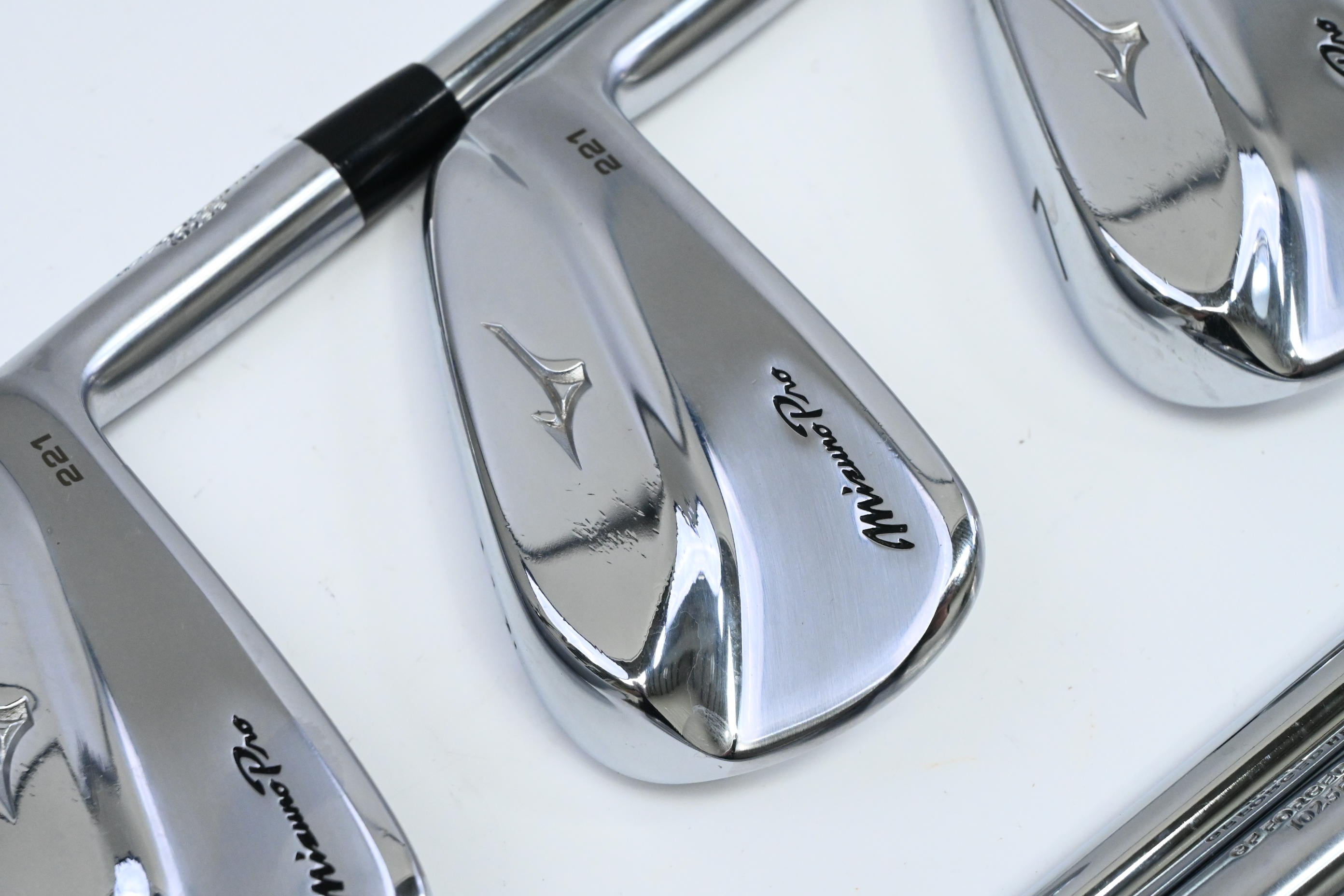 Mizuno Pro 221 Irons / 5-PW / Stiff Flex Steel Shafts