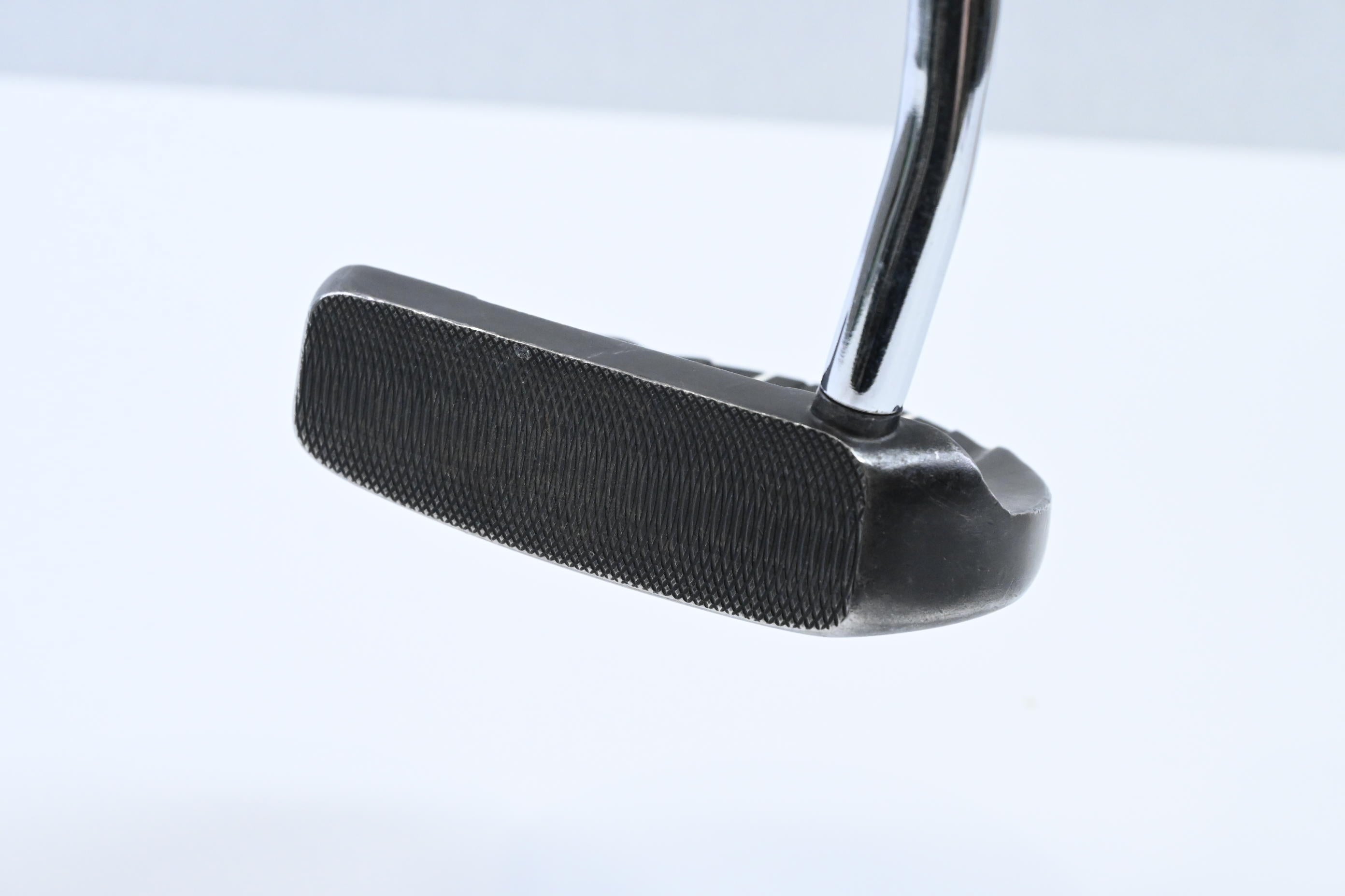 Wilson Infinite The Bean Putter / 33 Inch