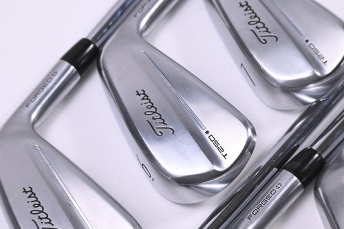 Titleist T250* 2025 Irons / 5-PW+52° / Regular Flex N.S.Pro 750GH Neo Shafts