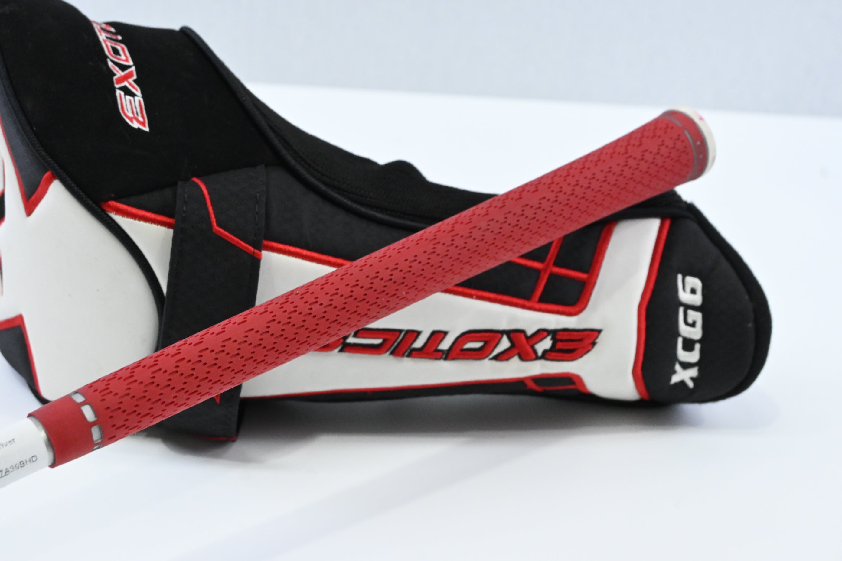 Left Hand Tour Edge Exotics XCG 4 Driver / 9 Degree / Senior Flex Matrix MFS X5