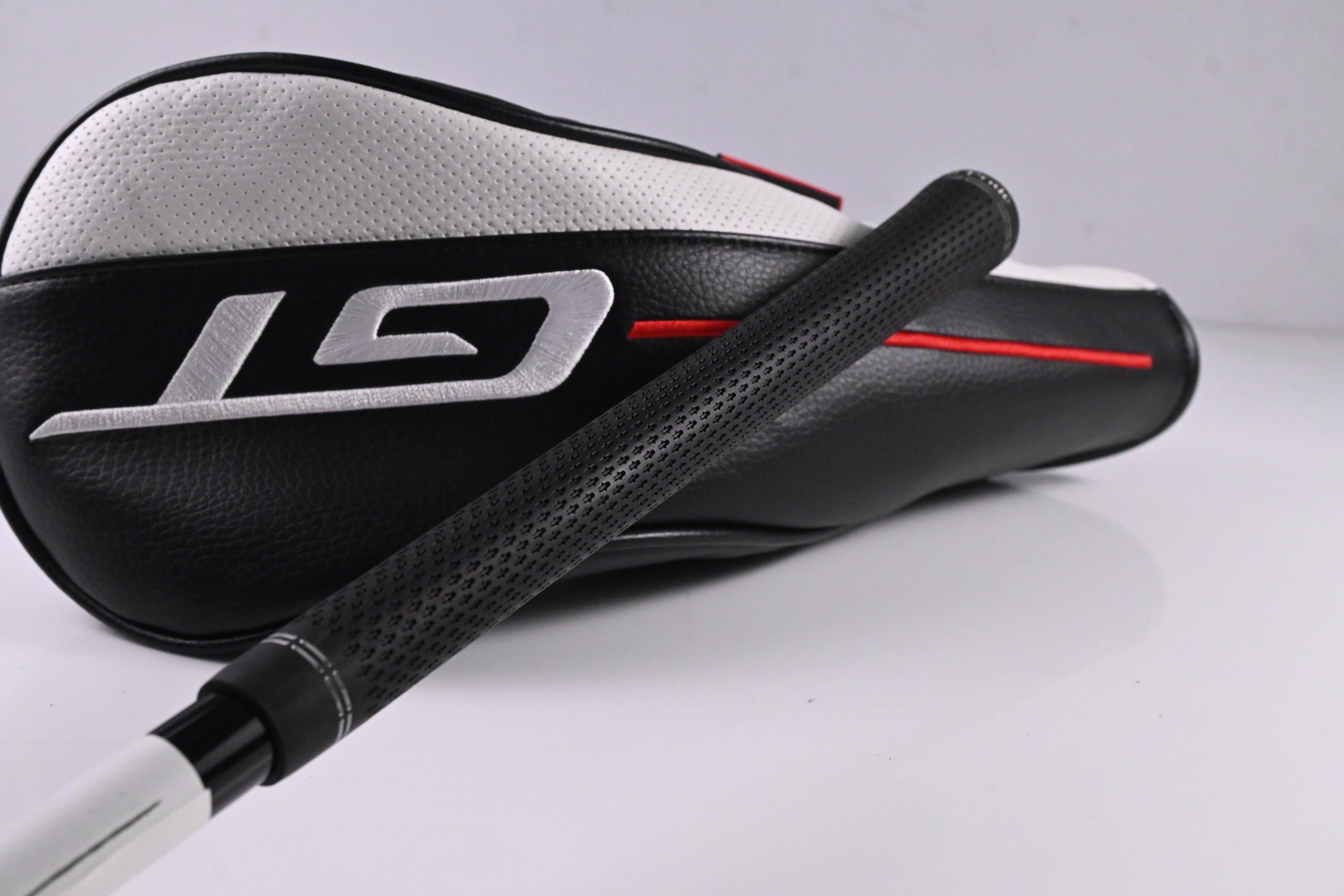 Left Hand Titleist GT2 Driver / 11 Degree / Stiff Flex HZRDUS Gen4 Black 60