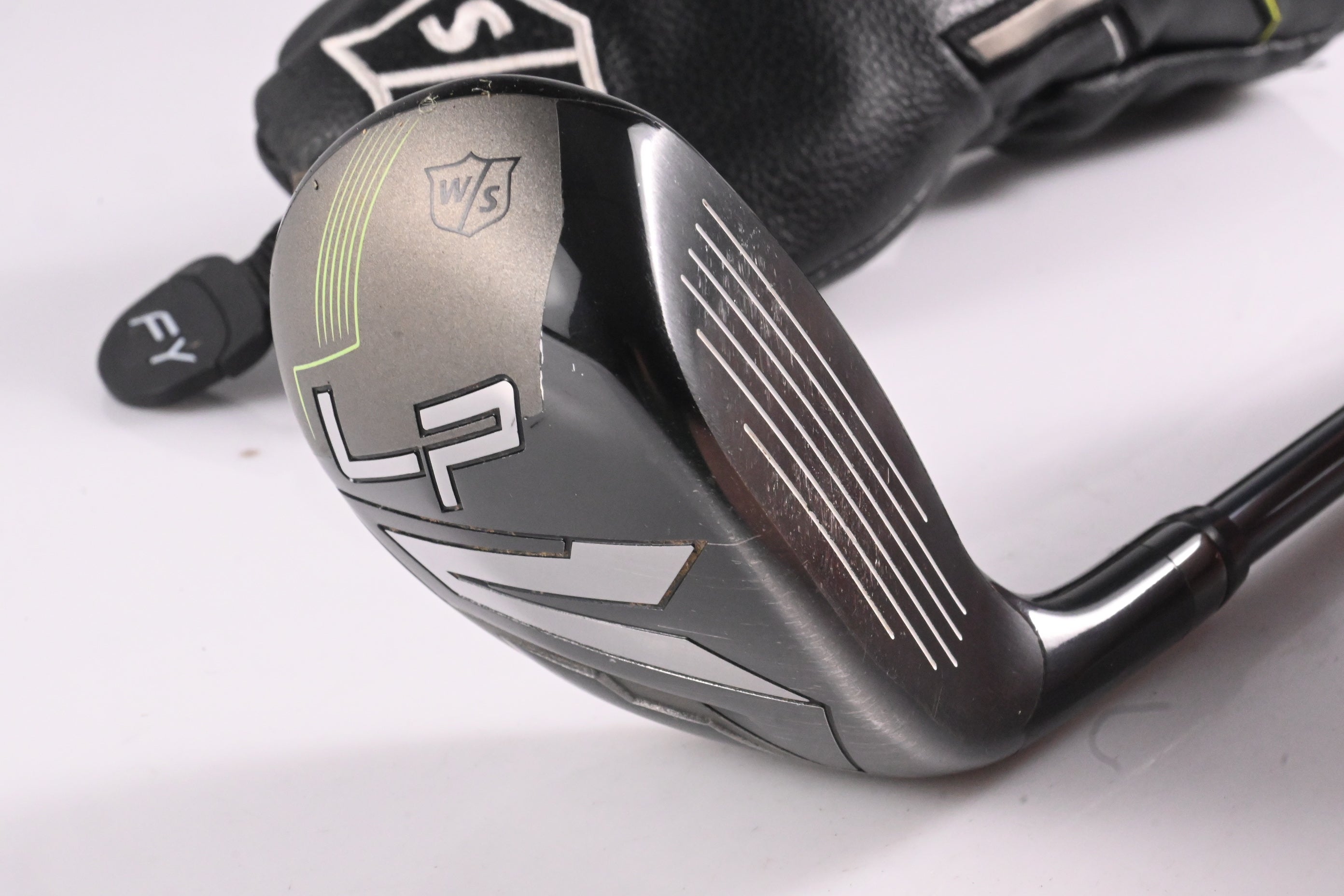 Wilson Launch Pad 2022 #3 Hybrid / 19.5 Degree / Senior Flex UST Recoil Dart 75