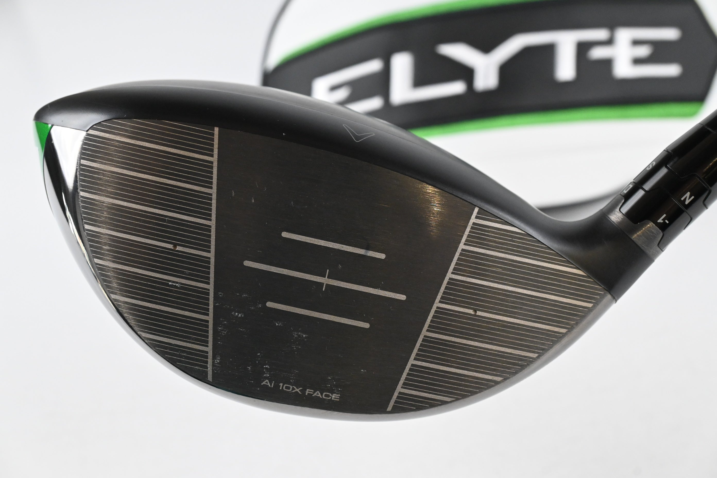 Callaway Elyte Driver / 10.5 Degree / Regular Flex Denali Charcoal 60 Shaft